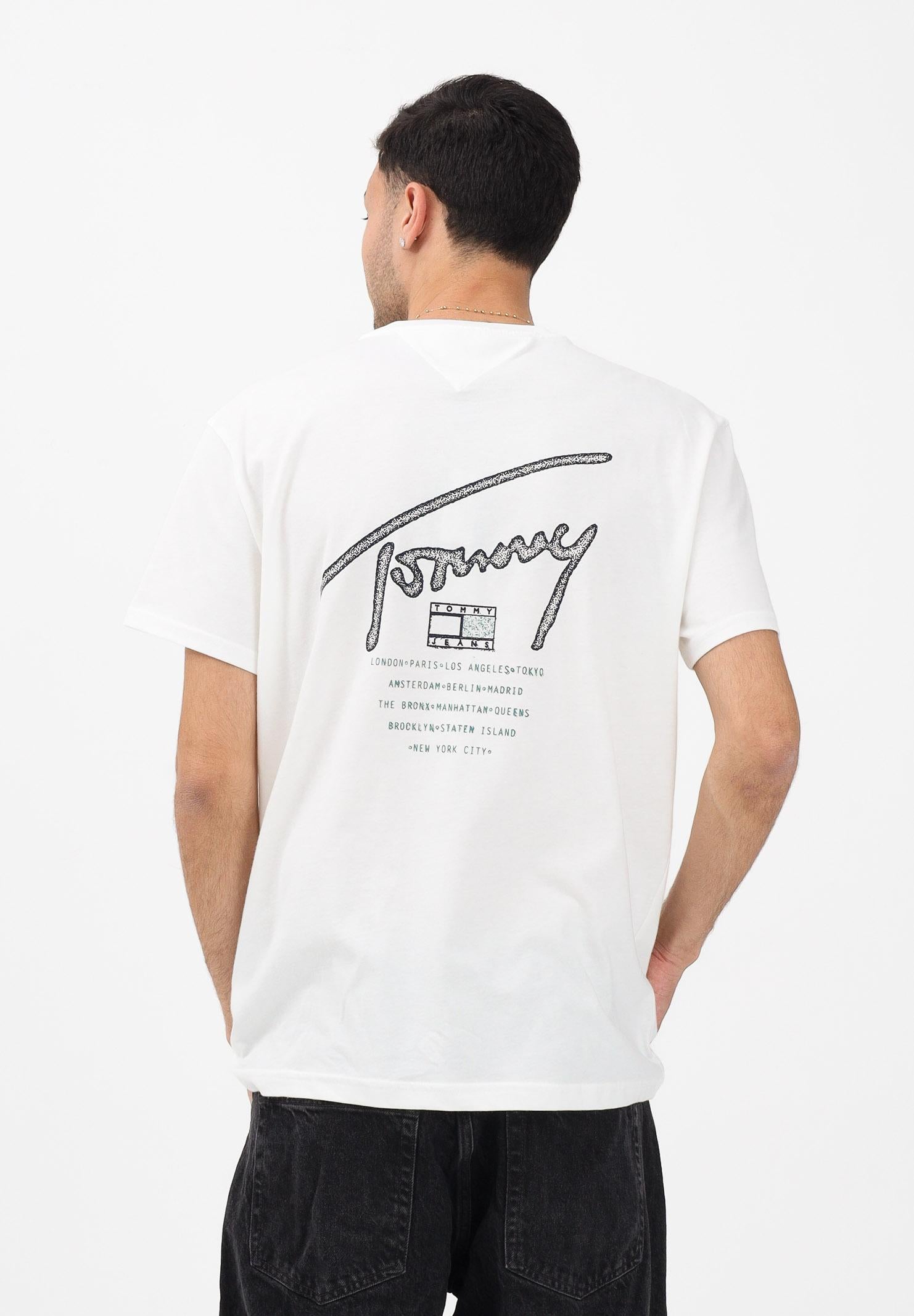 TOMMY JEANS T-shirt a manica corta Signature panna da uomo DM0DM22320 YBL TOMMY JEANS