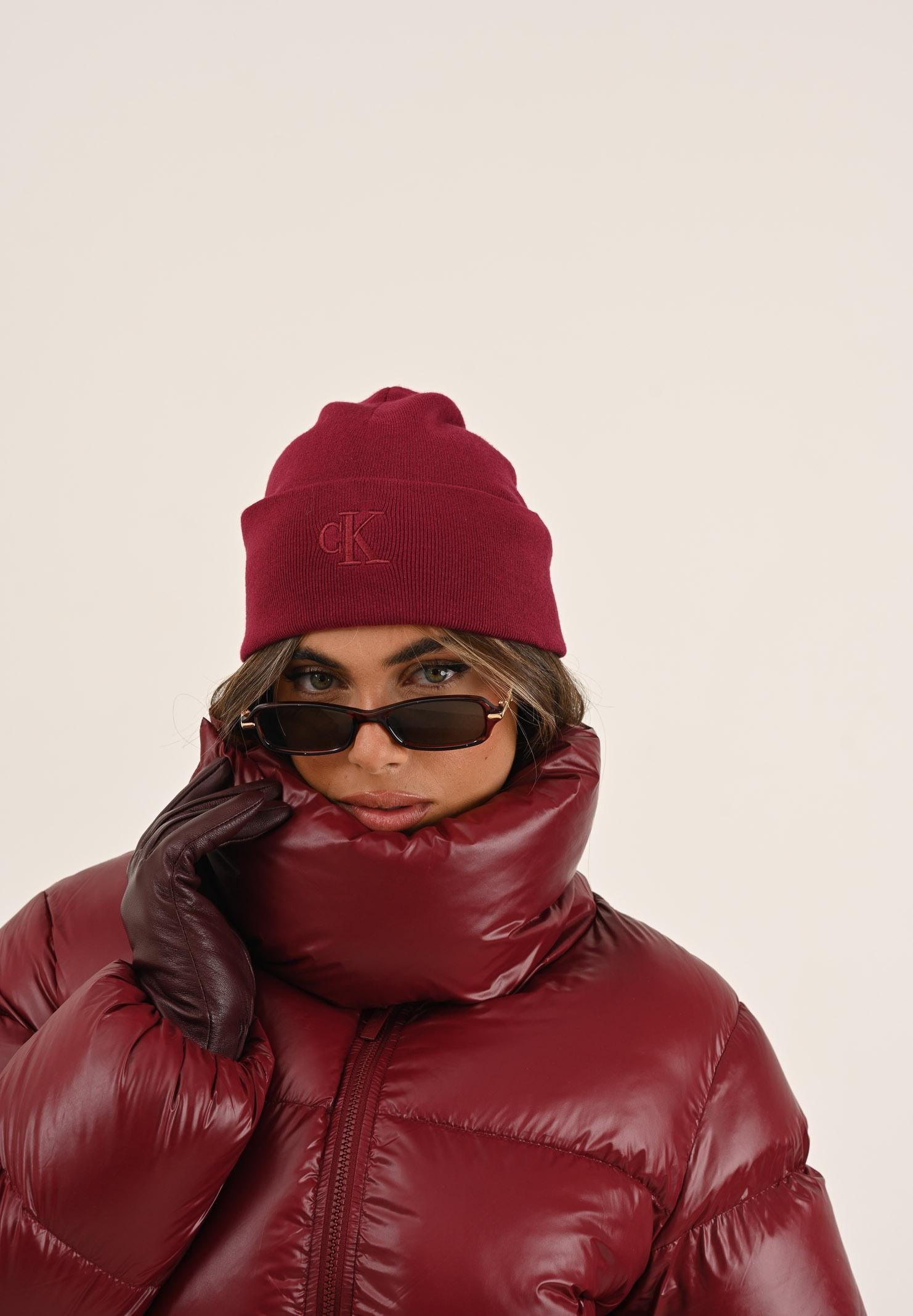 CALVIN KLEIN Berretto bordeaux per uomo e donna con logo LV04D8020G VAQ CALVIN KLEIN