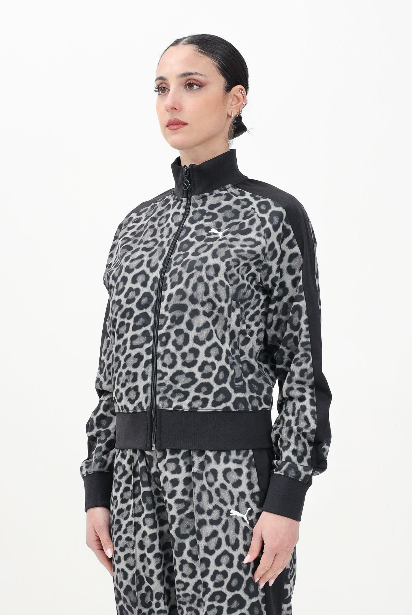 PUMA Felpa con zip T7 Leo Luxe All-Over Print nera da donna 632342 01 PUMA