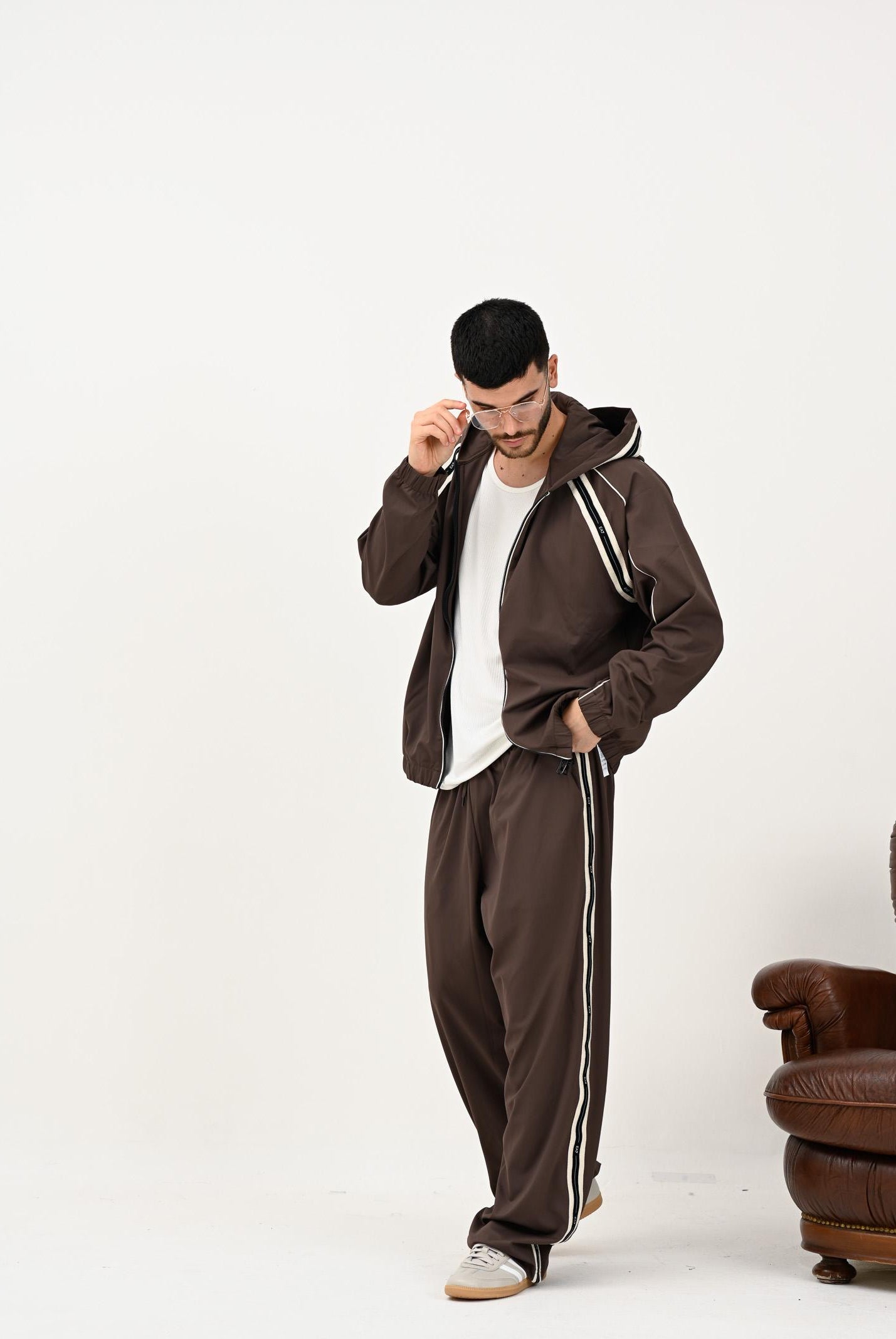 EA7 Pantalone sportivo marrone da uomo con bande logate 7M000960AF17160 U6063 EA7