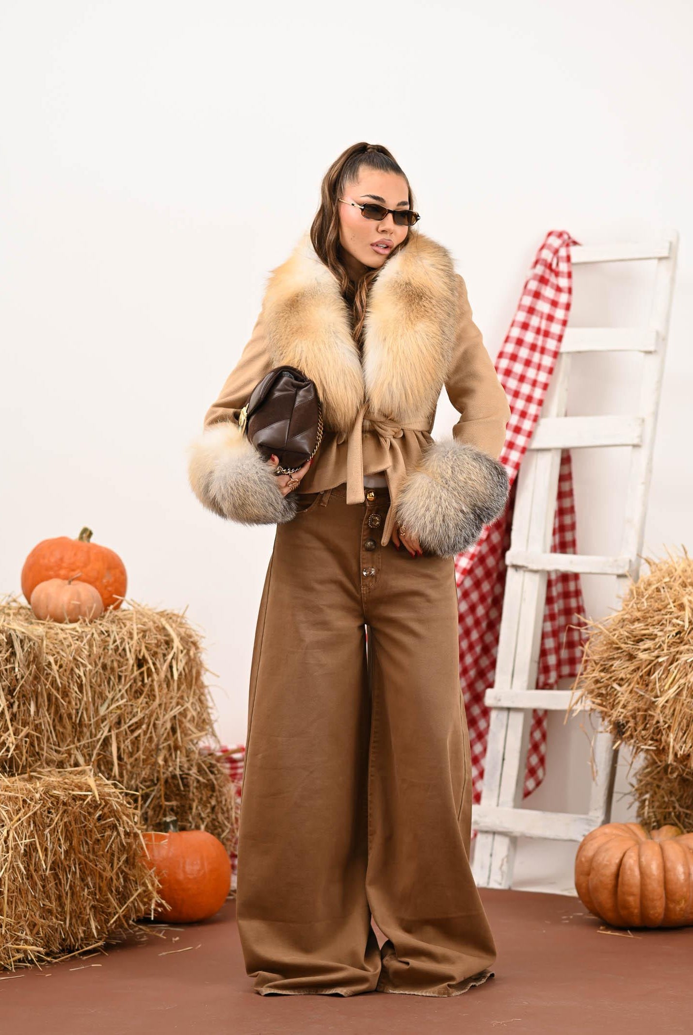 YES LONDON Cappotto beige da donna con dettagli in vera pelliccia CD1228 CA YES LONDON