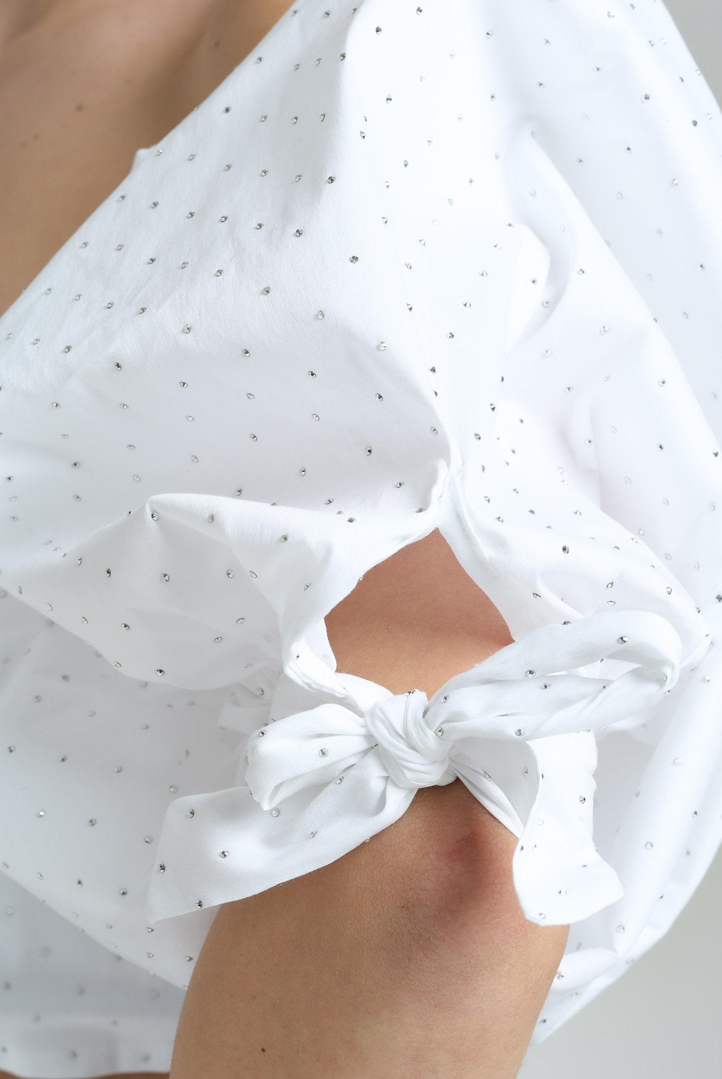 SANTAS Top elegante bianco da donna interamente ricoperto di strass PV2501 BIANCO SANTAS