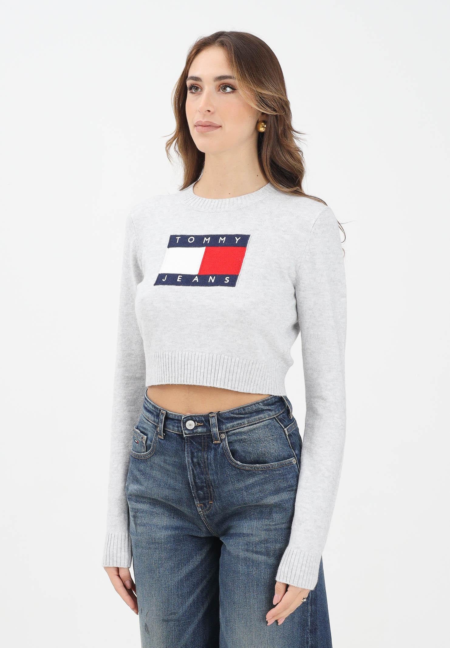 TOMMY JEANS Maglioncino girocollo grigio da donna con ricamo logo DW0DW21690P09 TOMMY JEANS