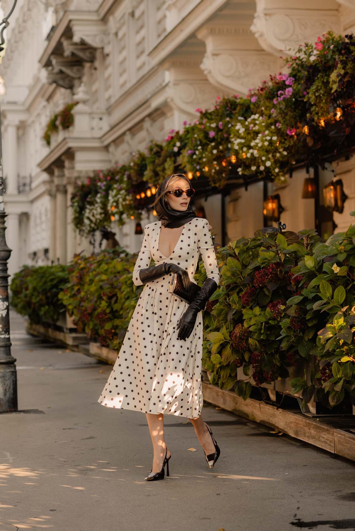 SANTAS Abito midi DOUCEUR avorio da donna con pois marroni PV2603 POMA SANTAS