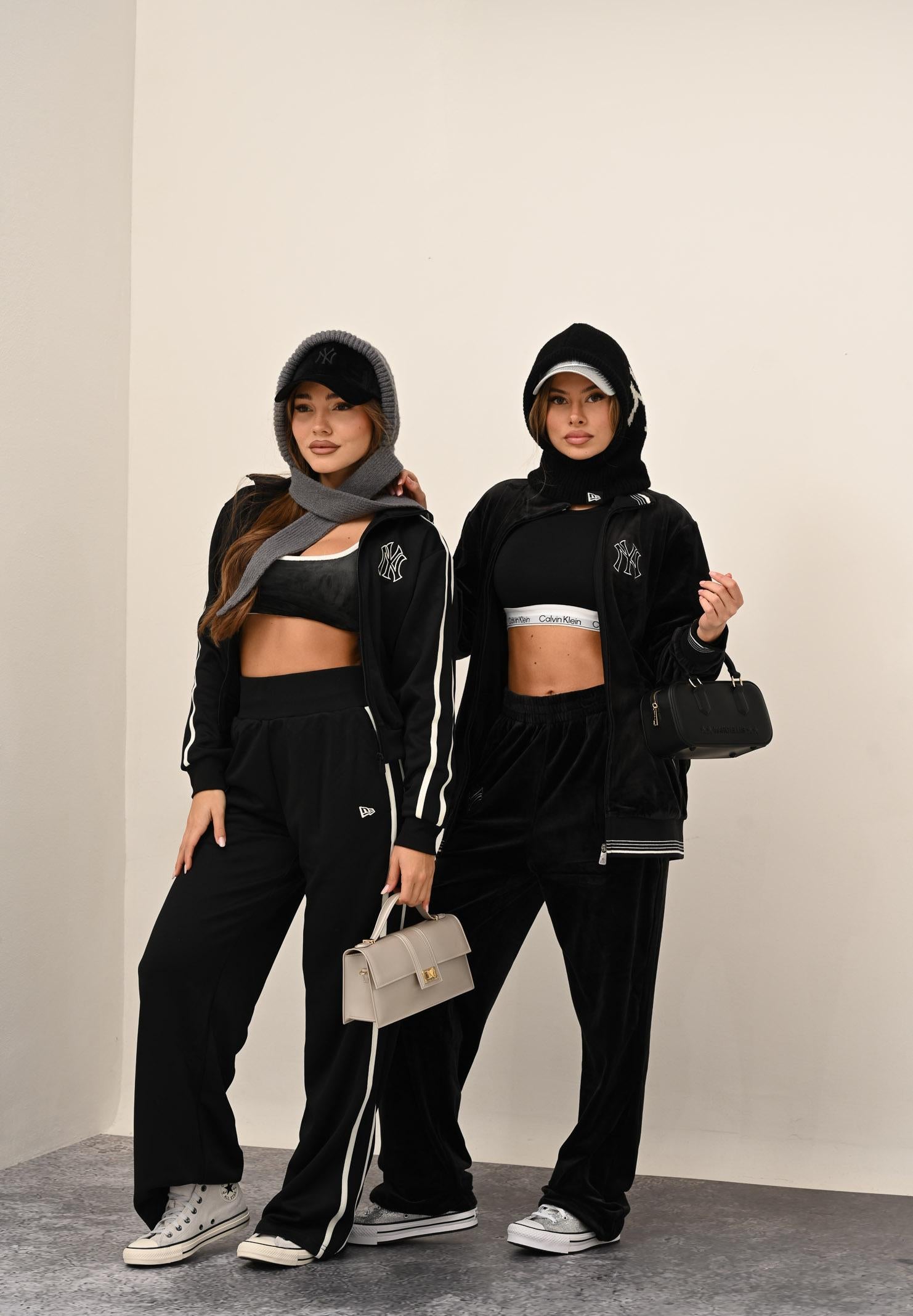 CALVIN KLEIN Top a maniche lunghe nero da donna con elastico logato LV00QF8600 UB1 CALVIN KLEIN