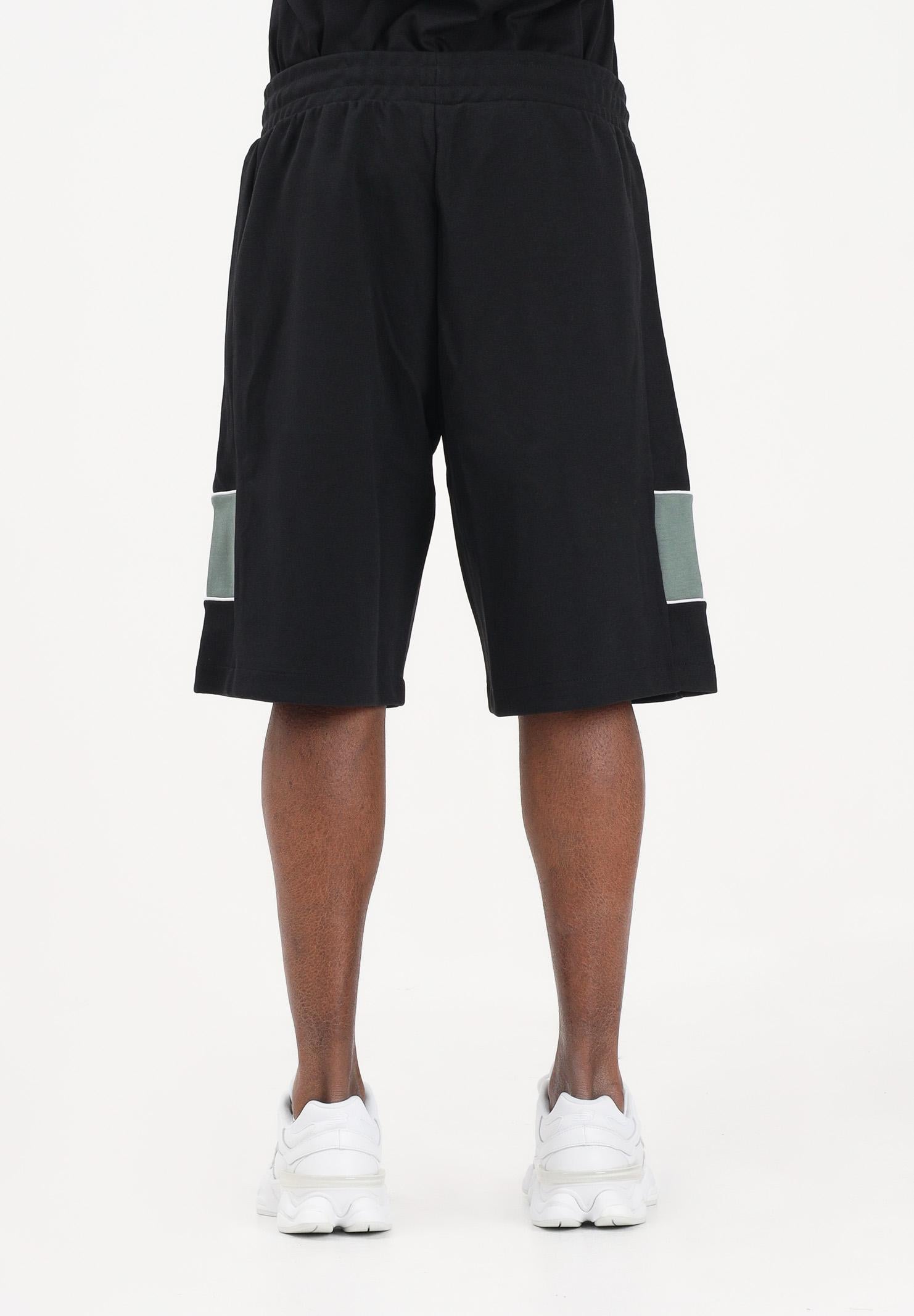 EA7 Shorts sportivo nero da uomo con inserti a contrasto laterali 7M001709AF12660 UC001 EA7
