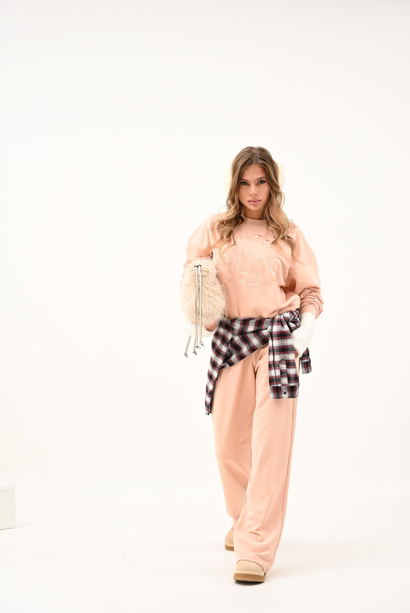 NEW ERA Felpa girocollo New York Yankees MLB Tonal Graphic rosa da donna 60684435 NEW ERA