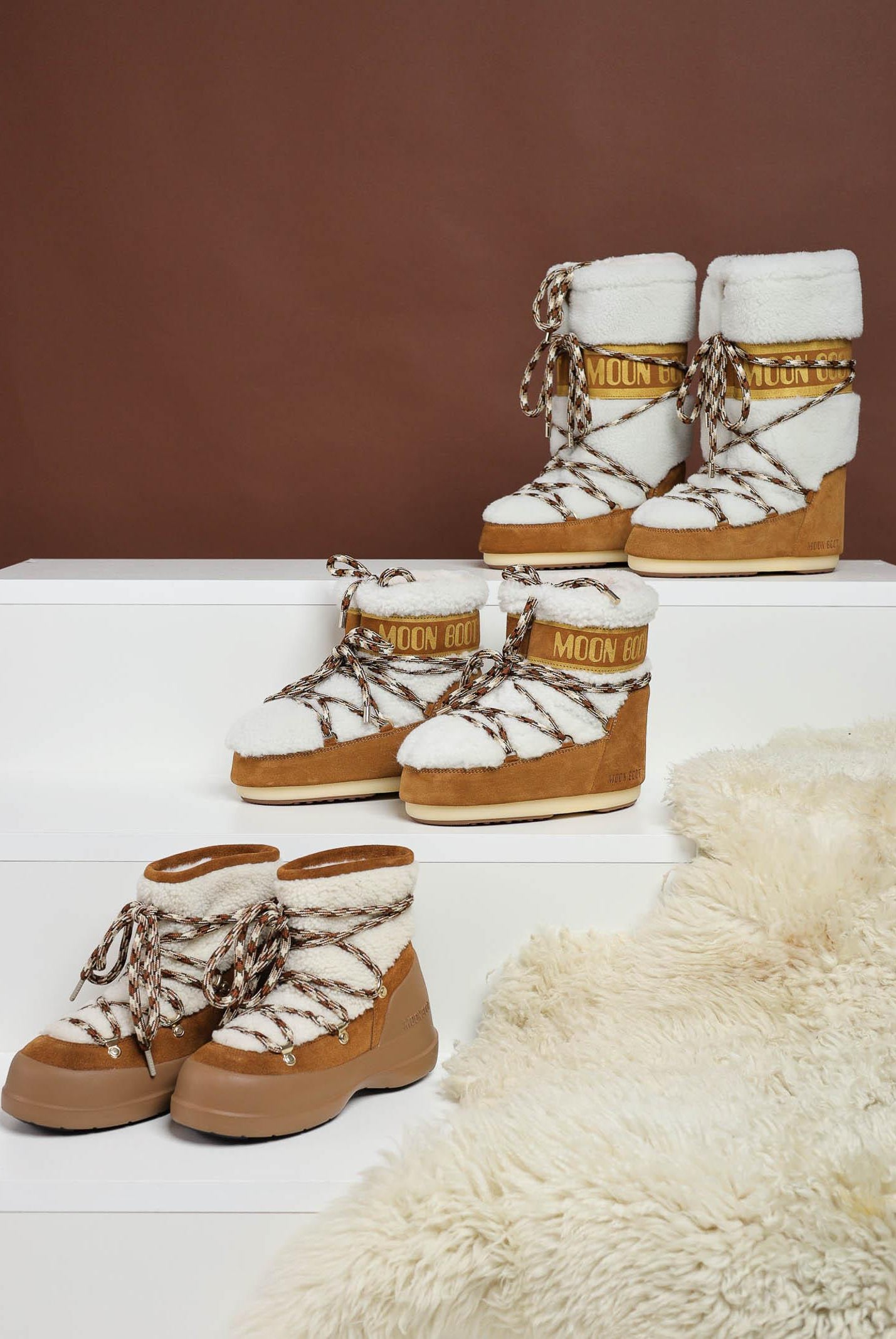MOON BOOT Stivali da neve LUNA in shearling marrone da donna 80D2480020 MA03 MOON BOOT