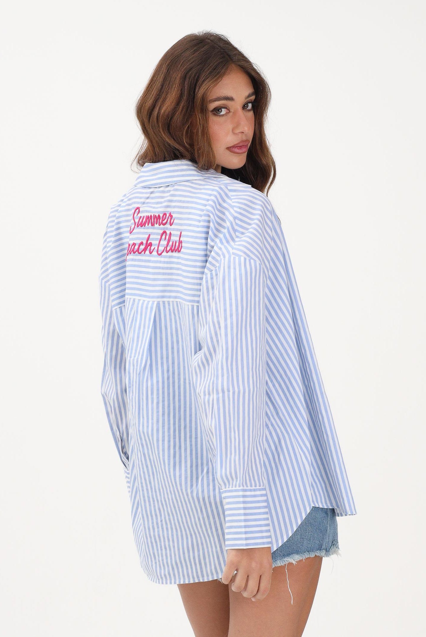 ONLY Camicia a manica lunga azzurra e bianca da donna con motivo a righe e ricamo sul retro 15375491 BRBL ONLY