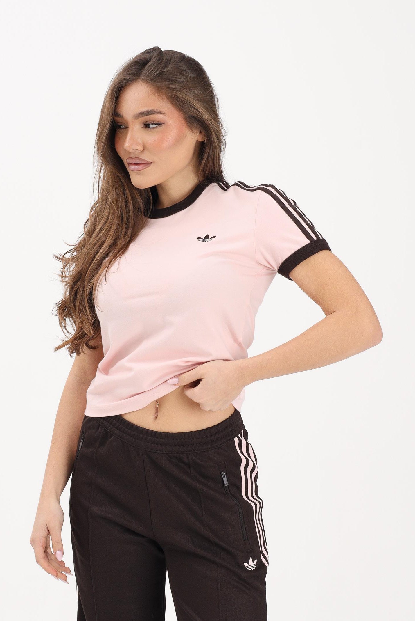 ADIDAS ORIGINALS T-shirt a manica corta 3 STRIPES SLIM rosa e marrone da donna KC9016 . ADIDAS ORIGINALS