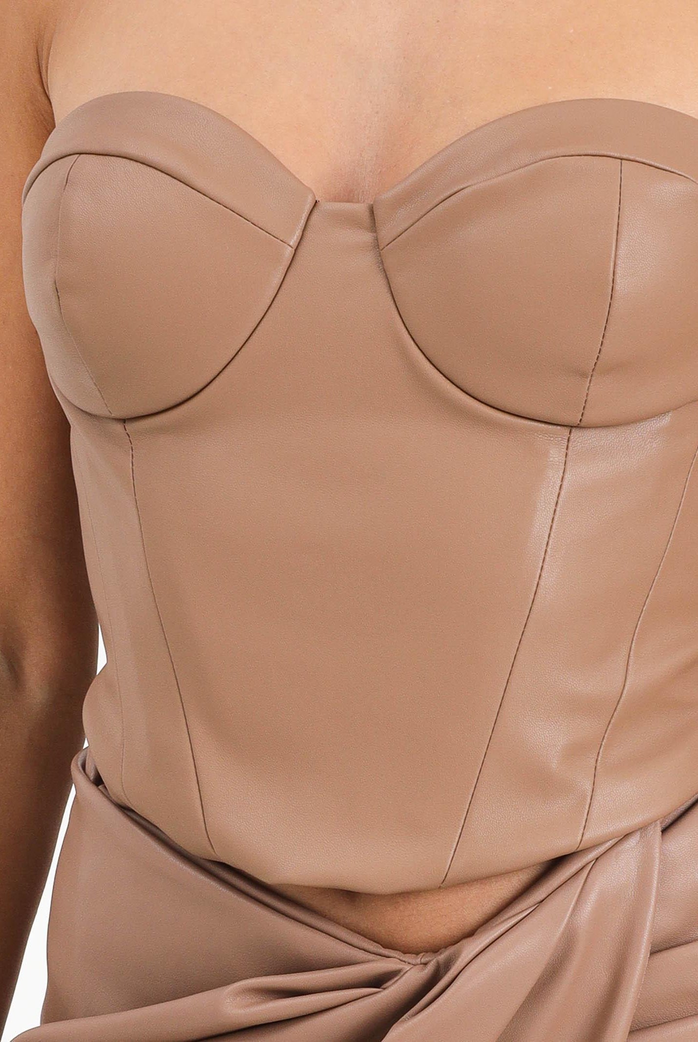 ALMA SANCHEZ Corpetto Tabi in eco-pelle beige da donna AS2526050EP 122 ALMA SANCHEZ