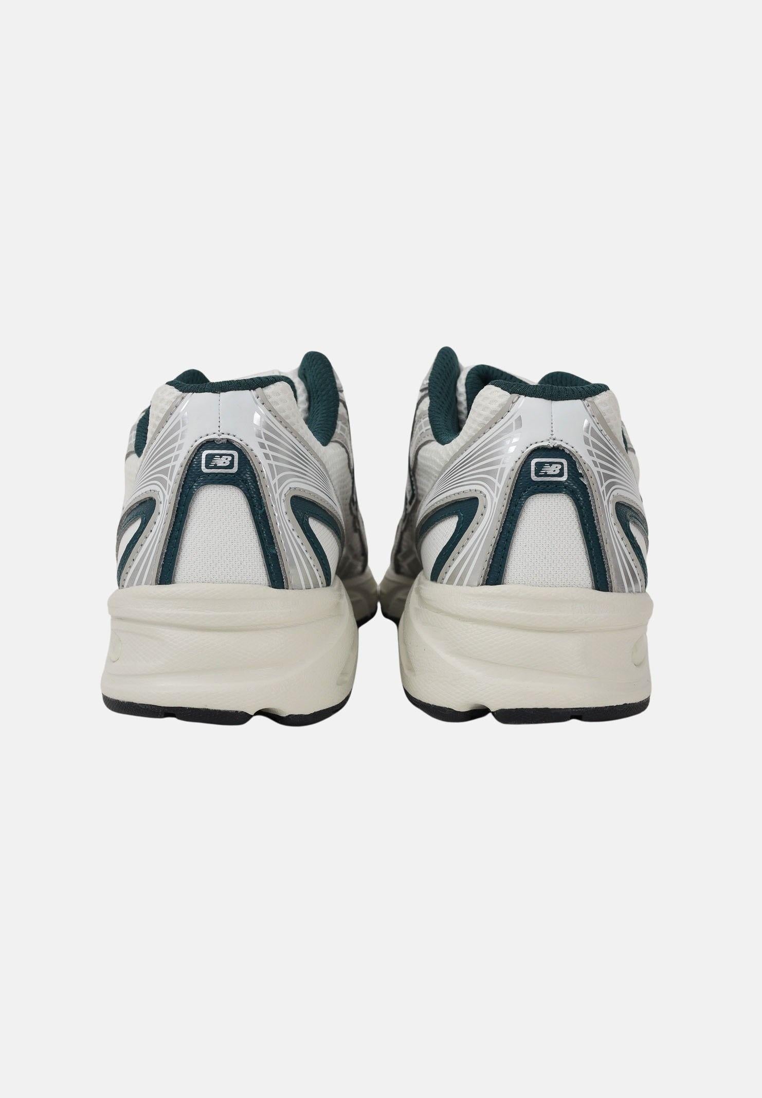 NEW BALANCE Sneakers 740 bianche, argento e verdi da uomo U7402EL . NEW BALANCE