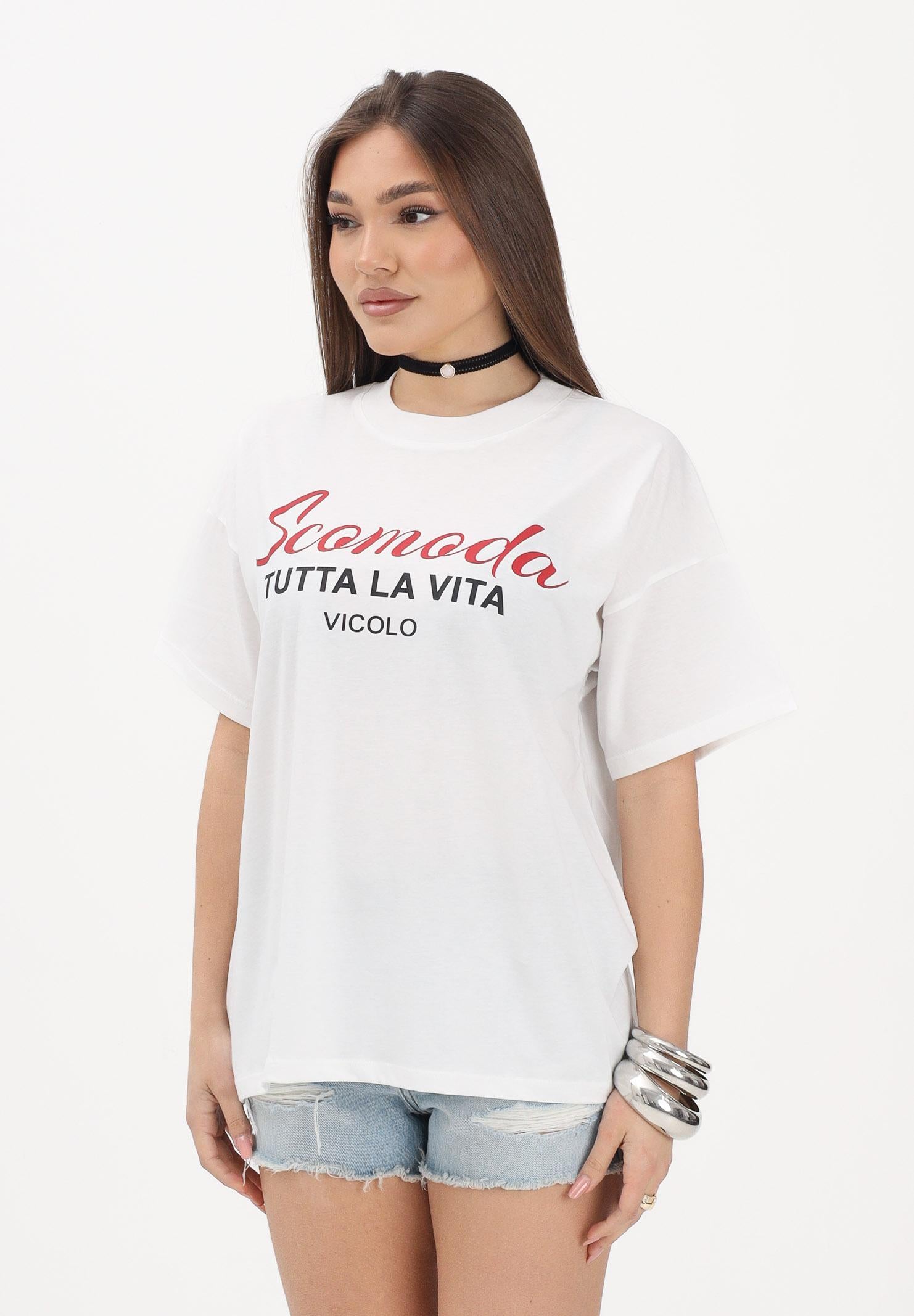 VICOLO T-shirt a manica corta bianca da donna con stampa "Scomoda tutta la vita" RAB0722 02 VICOLO