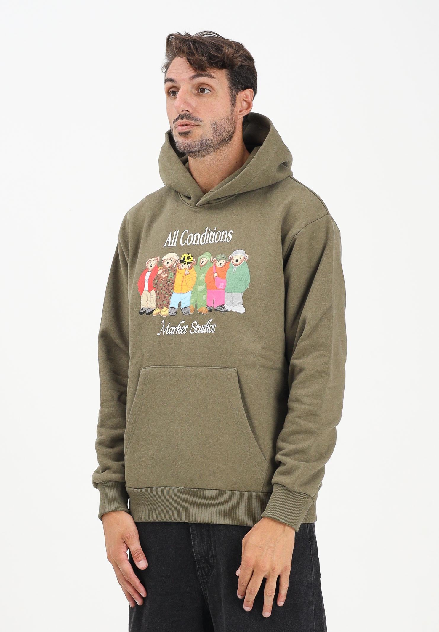 MARKET Felpa con cappuccio verde militare da uomo caratterizzata da stampa di orsetti F5MKMAHS019 949 MarKET