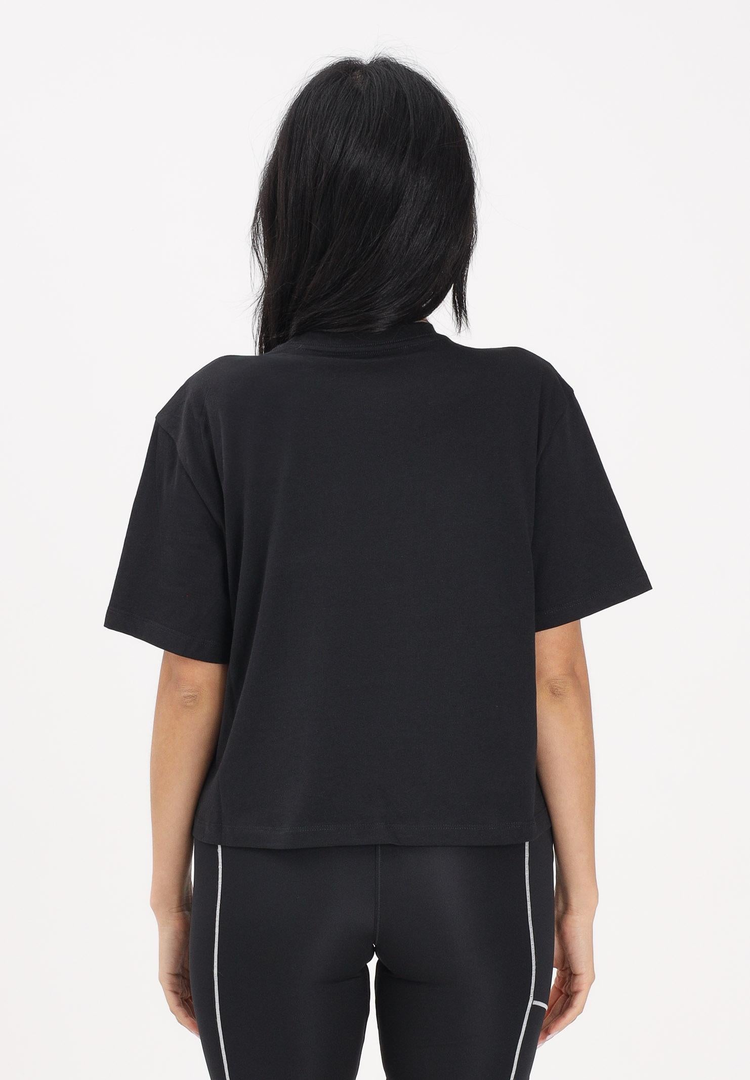 THE NORTH FACE T-shirt a manica corta Evolution Simple Dome Cropped Relaxed nera da donna NF0A8FDHJK31 . THE NORTH FACE