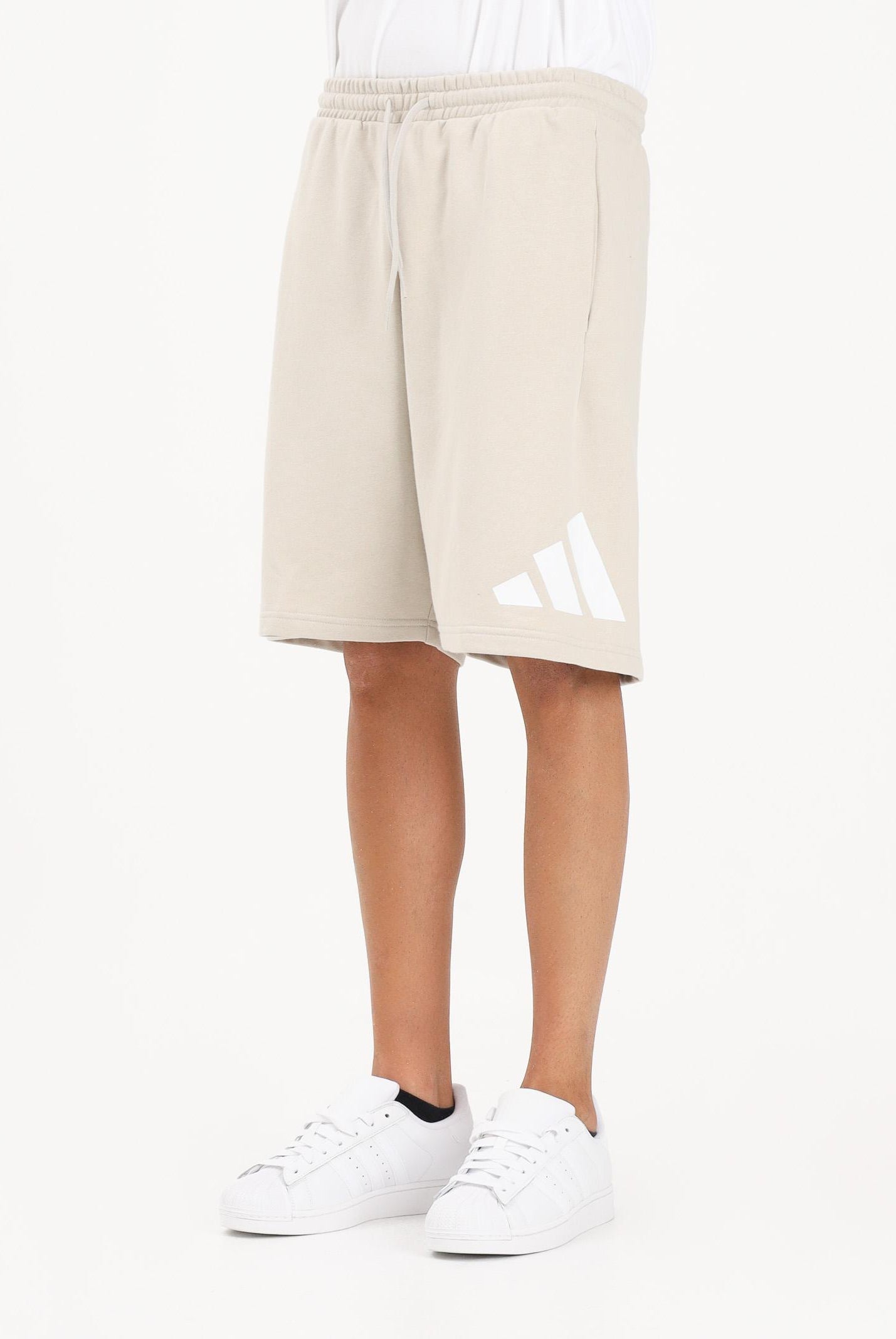 ADIDAS PERFORMANCE Shorts sportivo Essentials Logo Grande French Terry beige da uomo JE8955 . ADIDAS PERFORMANCE