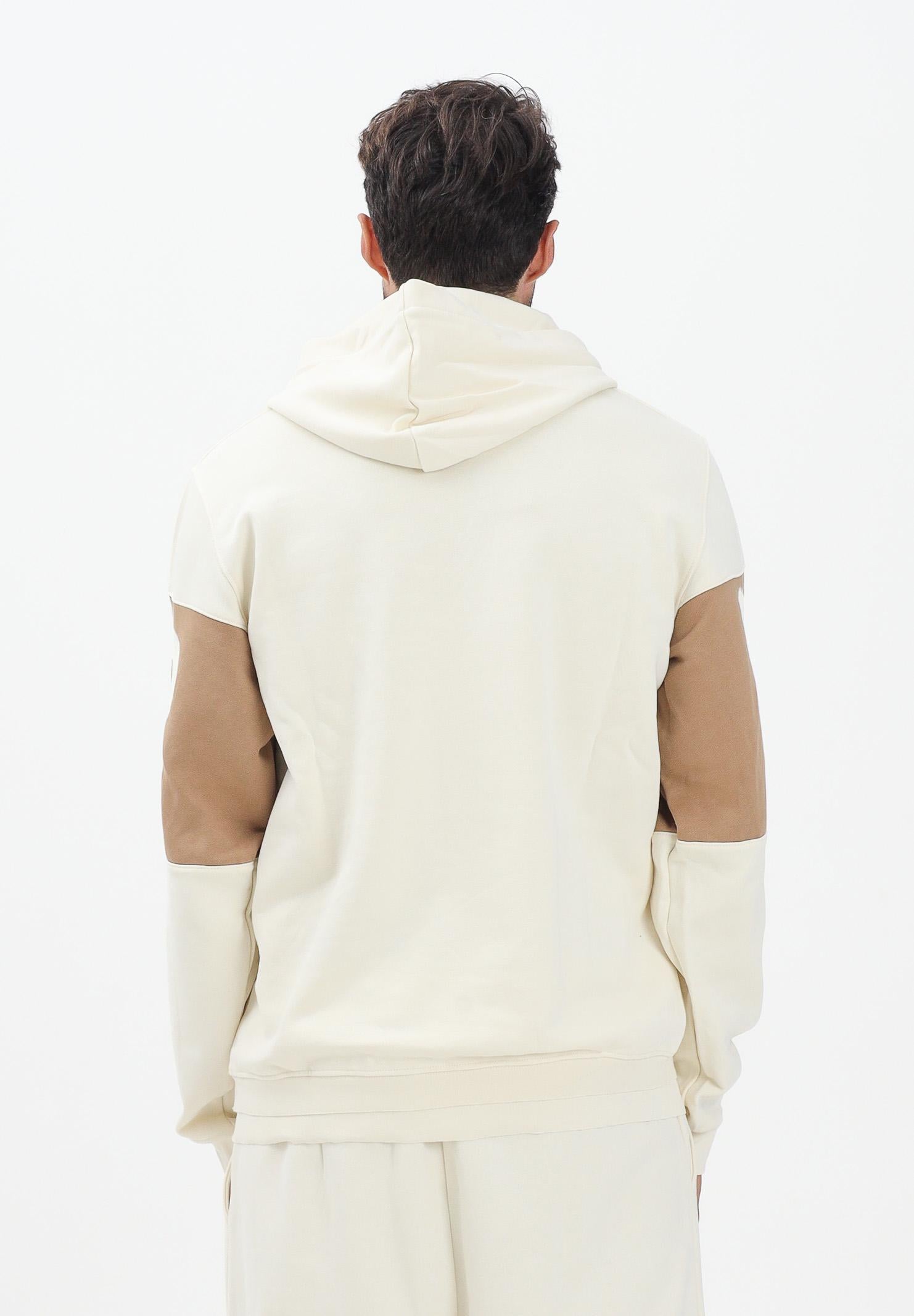 DISCLAIMER Felpa con cappuccio panna da uomo rifinita da inserto cammello con logo 25IDS55362 LACA DISCLAIMER