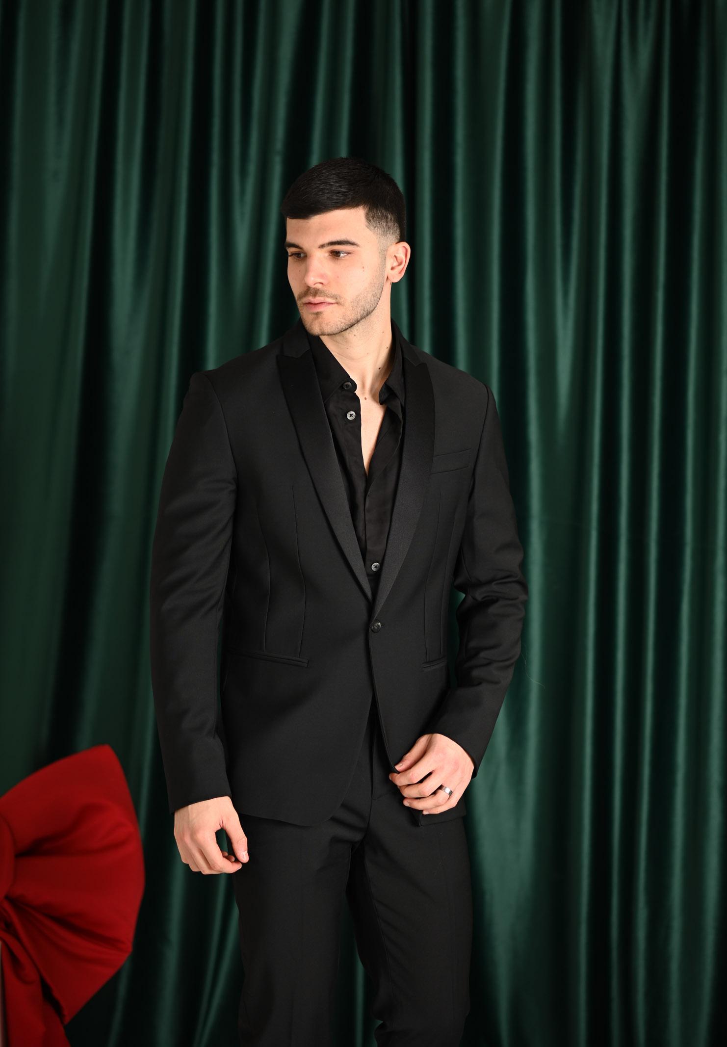 PATRIZIA PEPE Giacca smoking nera da uomo con revers in raso 5SB661A590 K103 PATRIZIA PEPE