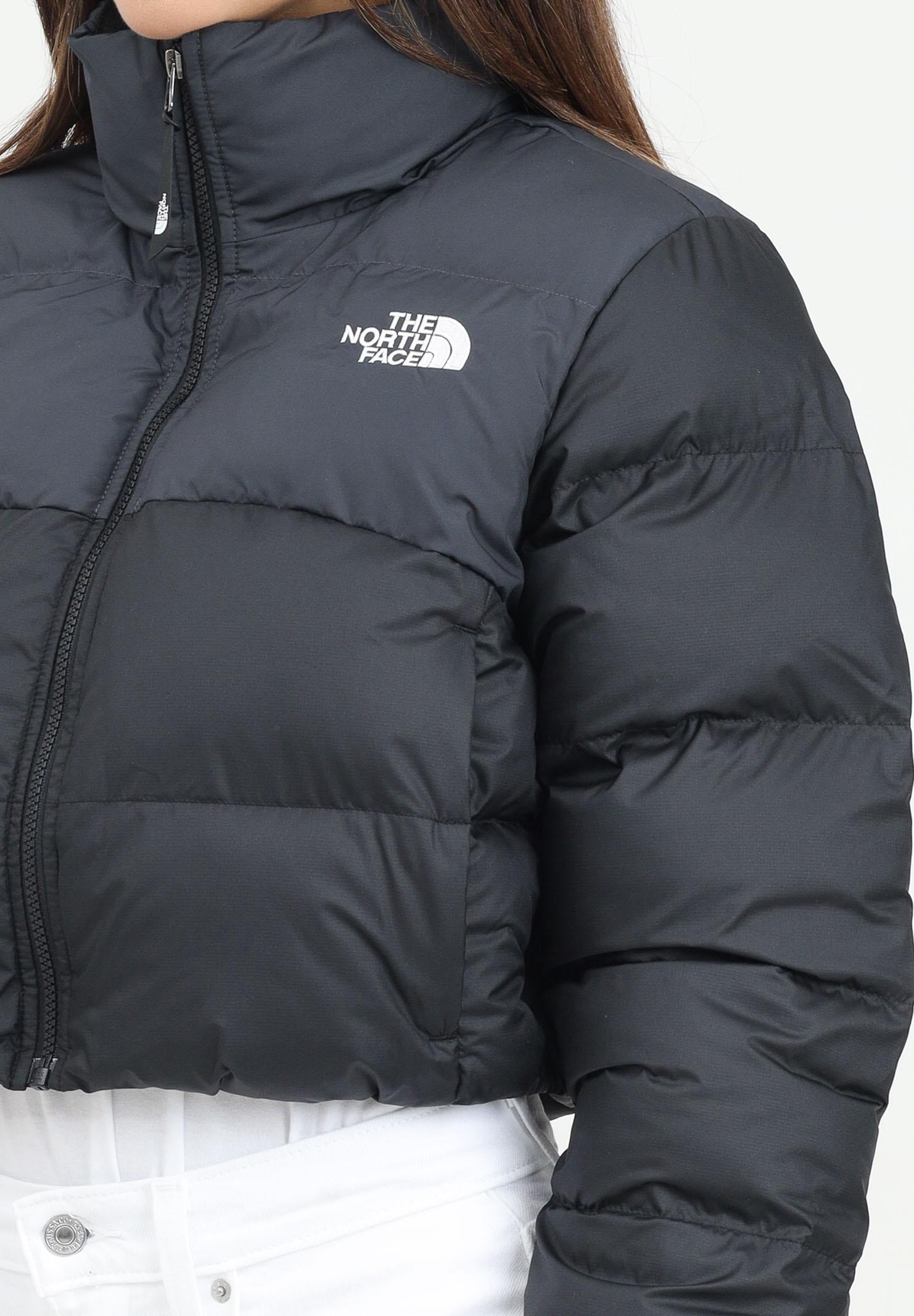 THE NORTH FACE Piumino Cropped Saikuru nero da donna NF0A89JCKT01 . THE NORTH FACE