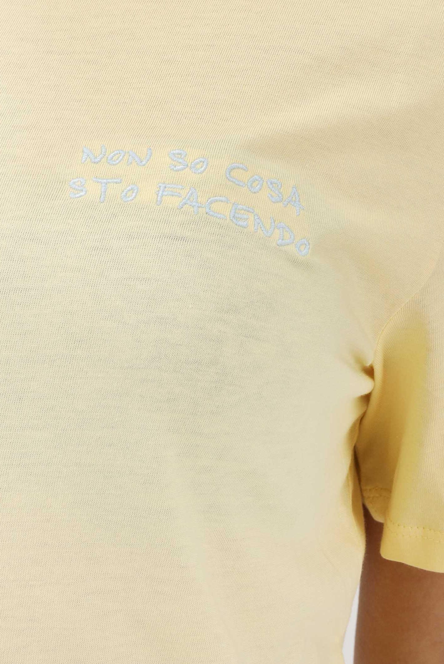 ONLY T-shirt a manica corta gialla da donna con ricamo 15368637 PABA ONLY