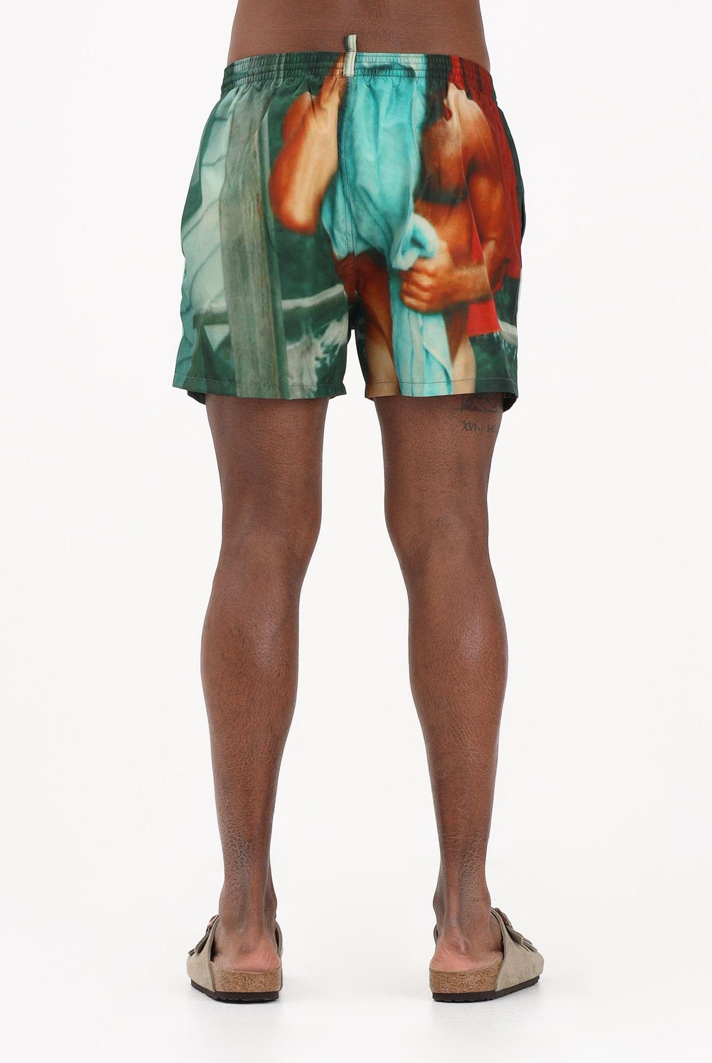 DSQUARED2 Shorts mare multicolore da uomo con stampa fotografica all-over D7B626770 998 DSQUARED2