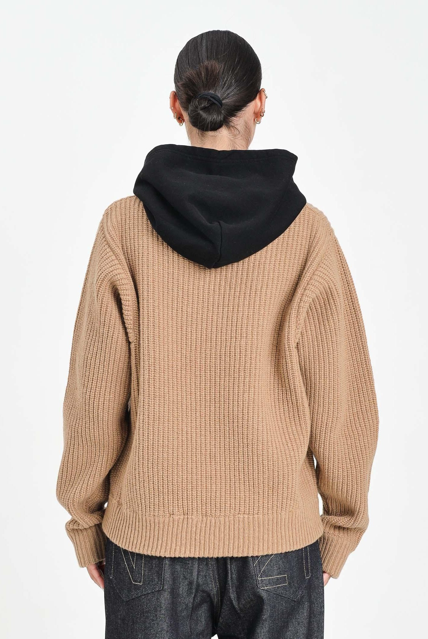 N21 Maglione con cappuccio color cammello e nero per donna, ragazzi e bambini N2108LN0453 0N720 N21