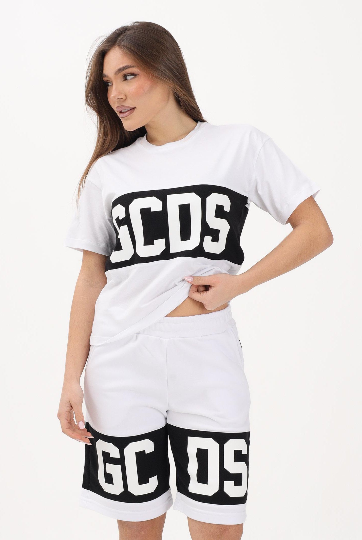 GCDS T-shirt a manica corta bianca per donna, ragazzi e bambini con logo Z0UJQC585J105 100B GCDS