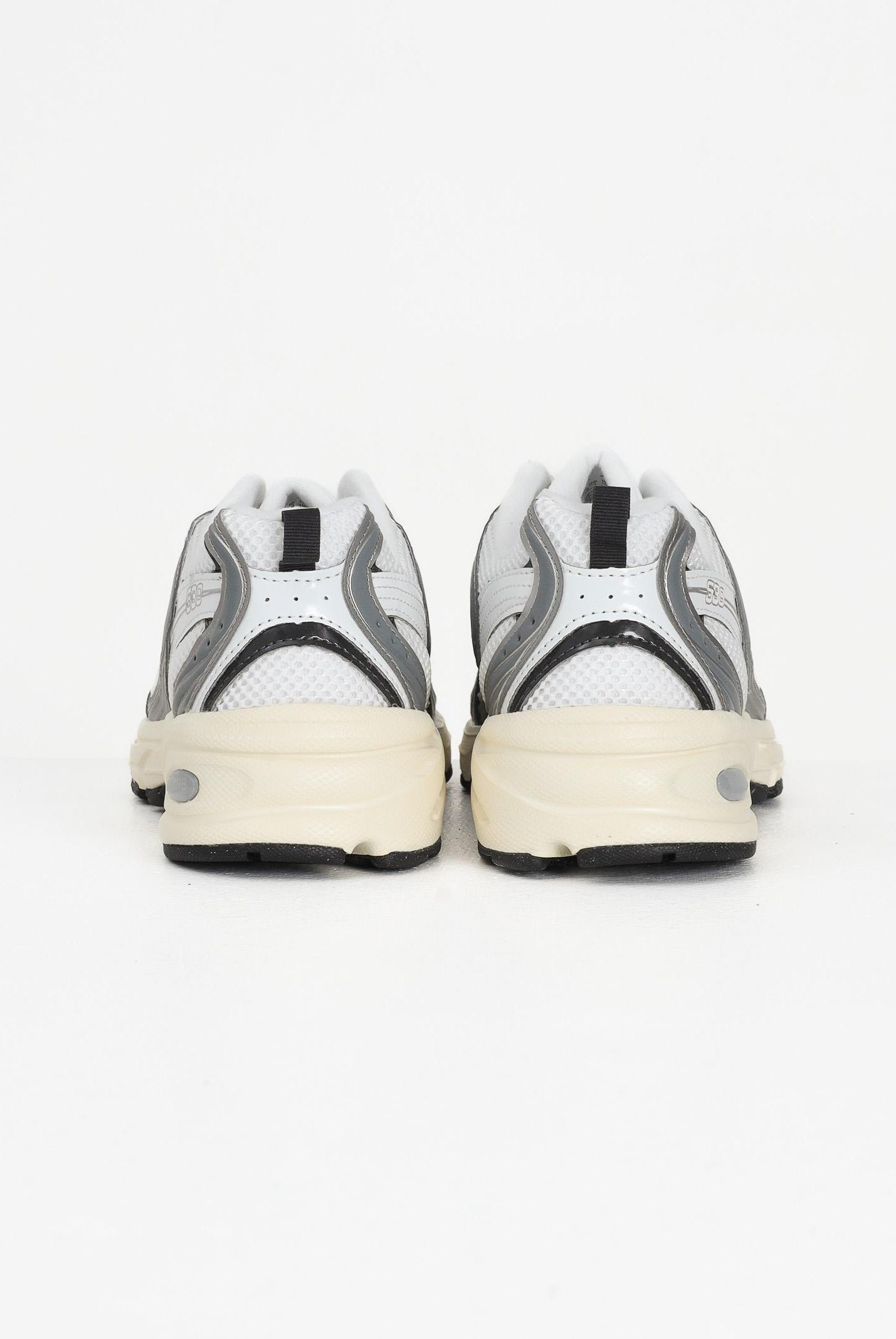 NEW BALANCE Sneakers 530 argento, bianche e nere da uomo U530ESA . NEW BALANCE