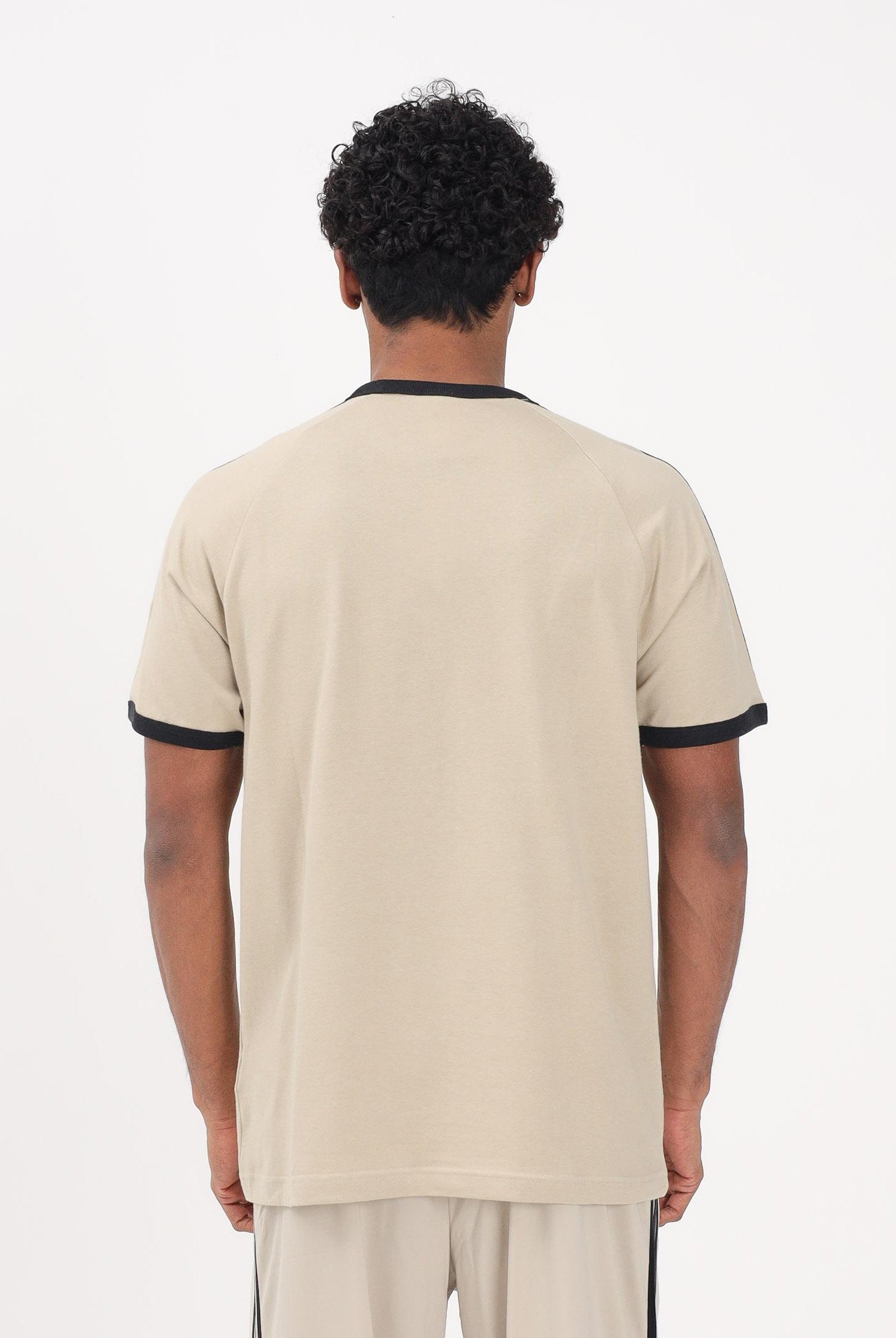 ADIDAS ORIGINALS T-shirt a manica corta 3 STRIPES beige e nera da uomo KE7964 . ADIDAS ORIGINALS