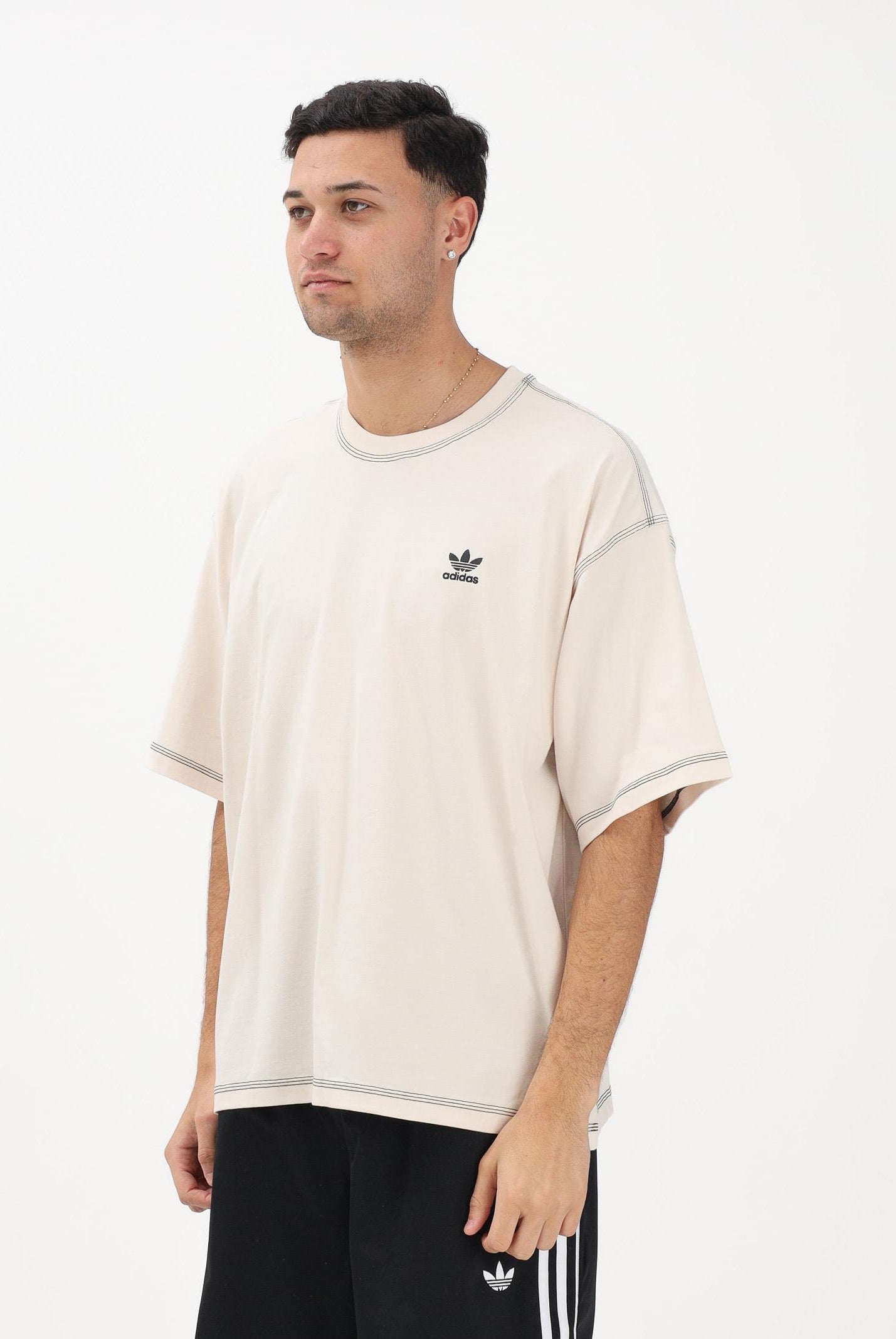 ADIDAS ORIGINALS T-shirt a manica corta TREFOIL ESSENTIALS panna da uomo JW0970 . ADIDAS ORIGINALS