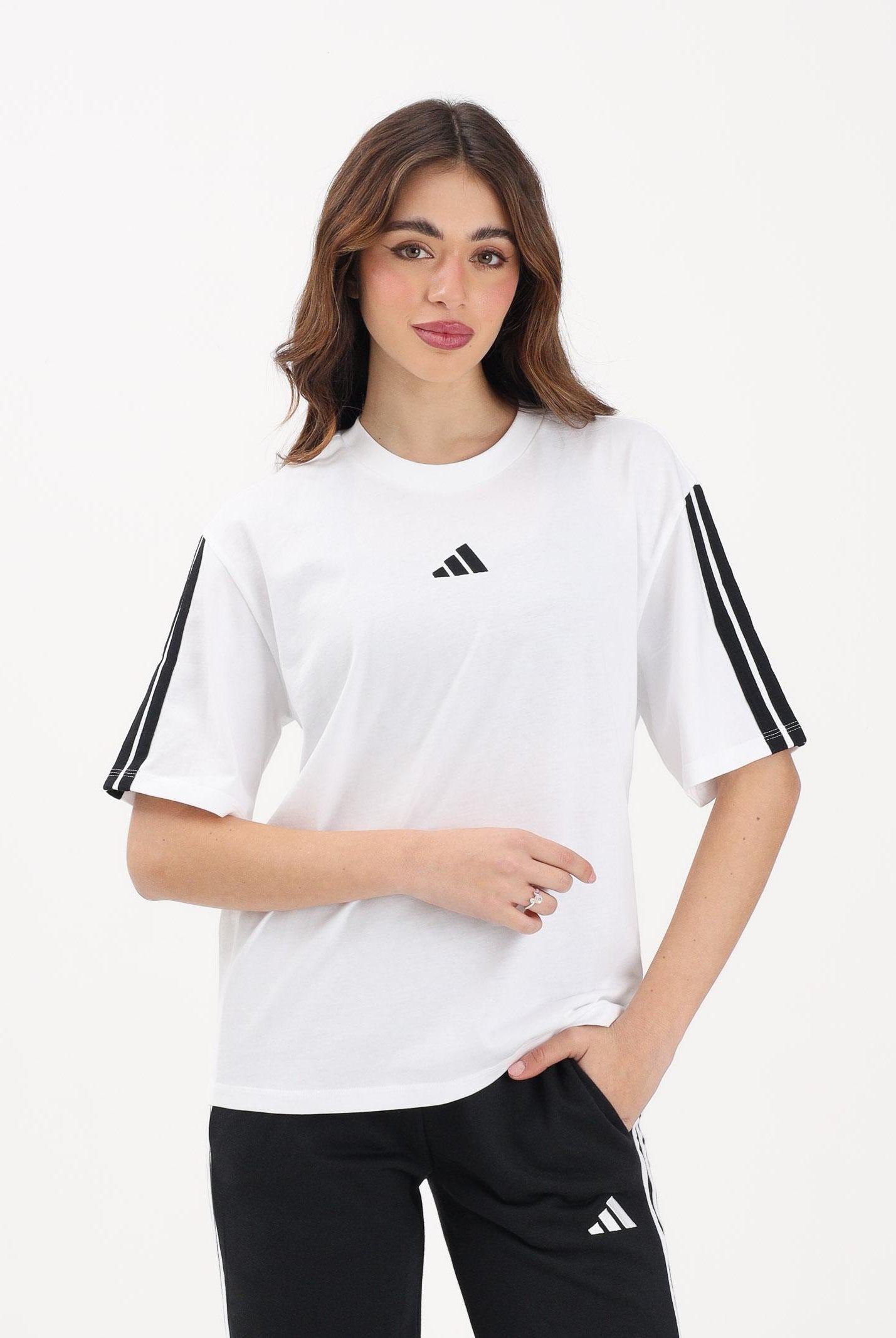 ADIDAS PERFORMANCE T-shirt a manica corta Essentials 3-Stripes Boyfriend bianca da donna JE1211 . ADIDAS PERFORMANCE