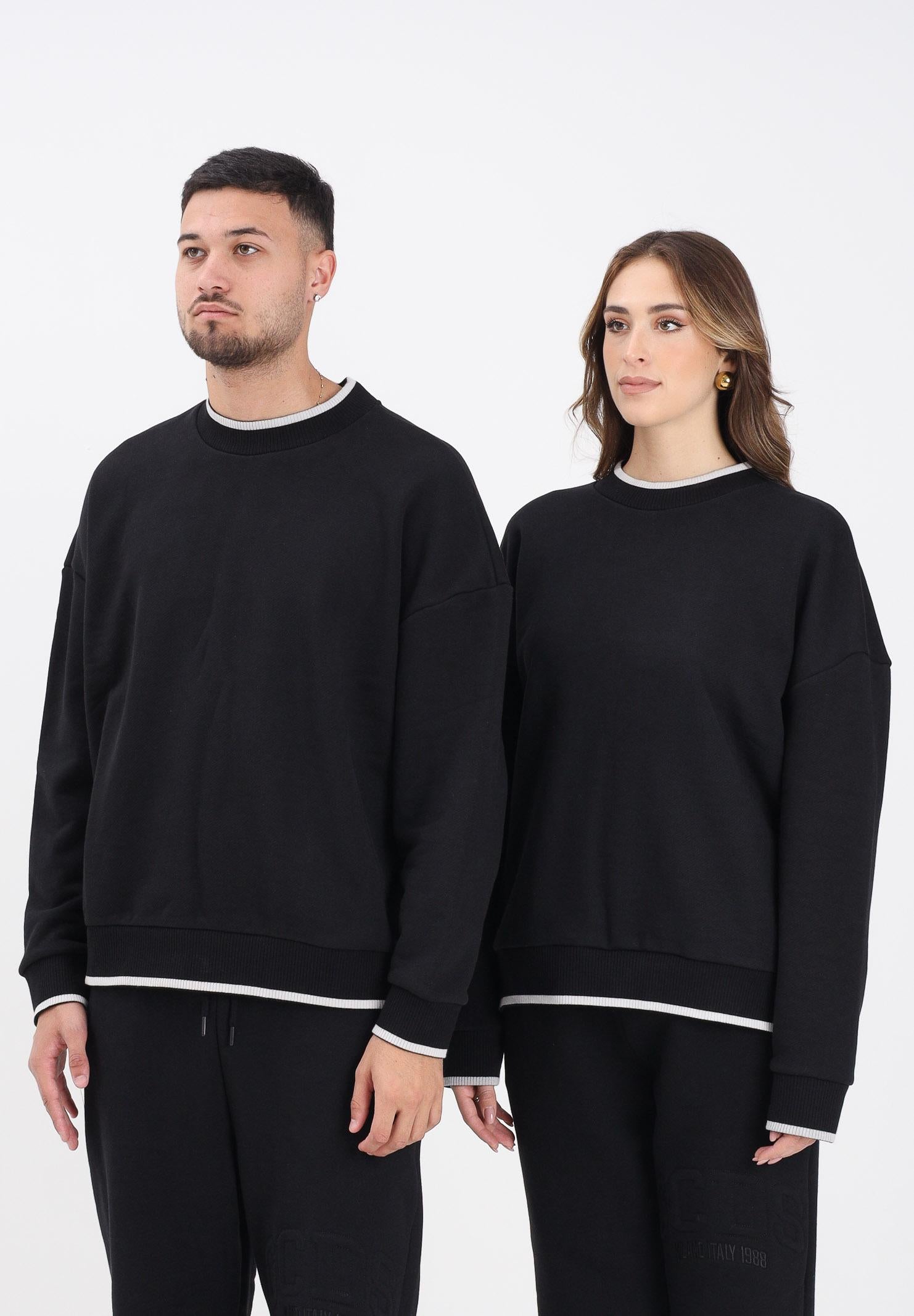 GCDS Felpa girocollo nera per uomo e donna con logo impresso B2EM1503JD1 99 GCDS