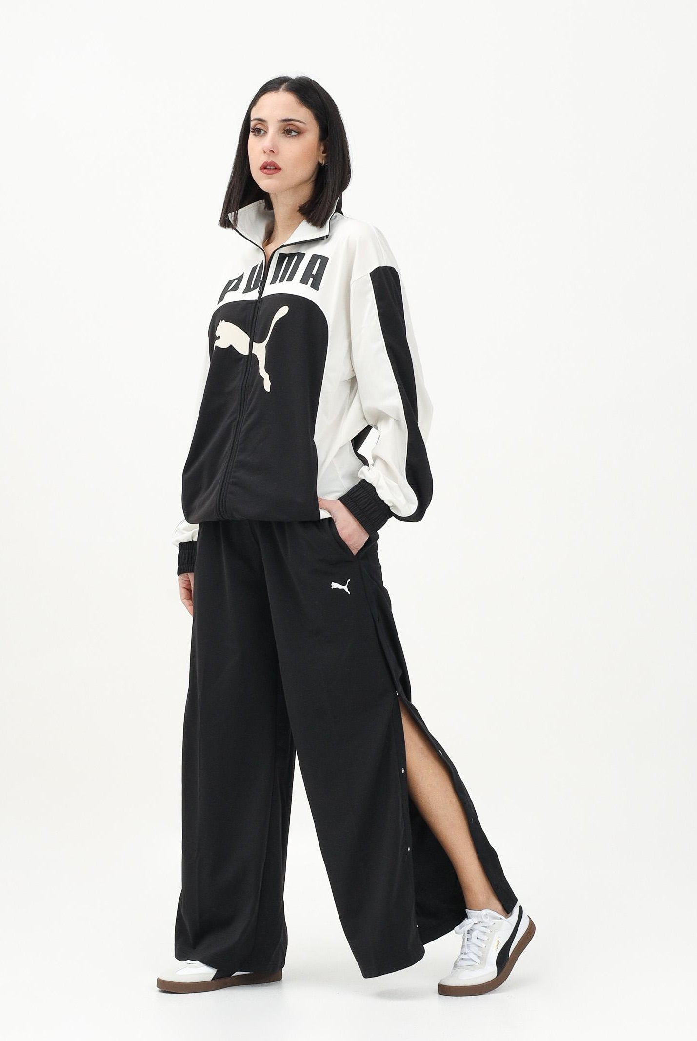 PUMA Pantalone sportivo Wardrobe Ess Relaxed Low-Rise Popper Op nero da donna 629804 01 PUMA