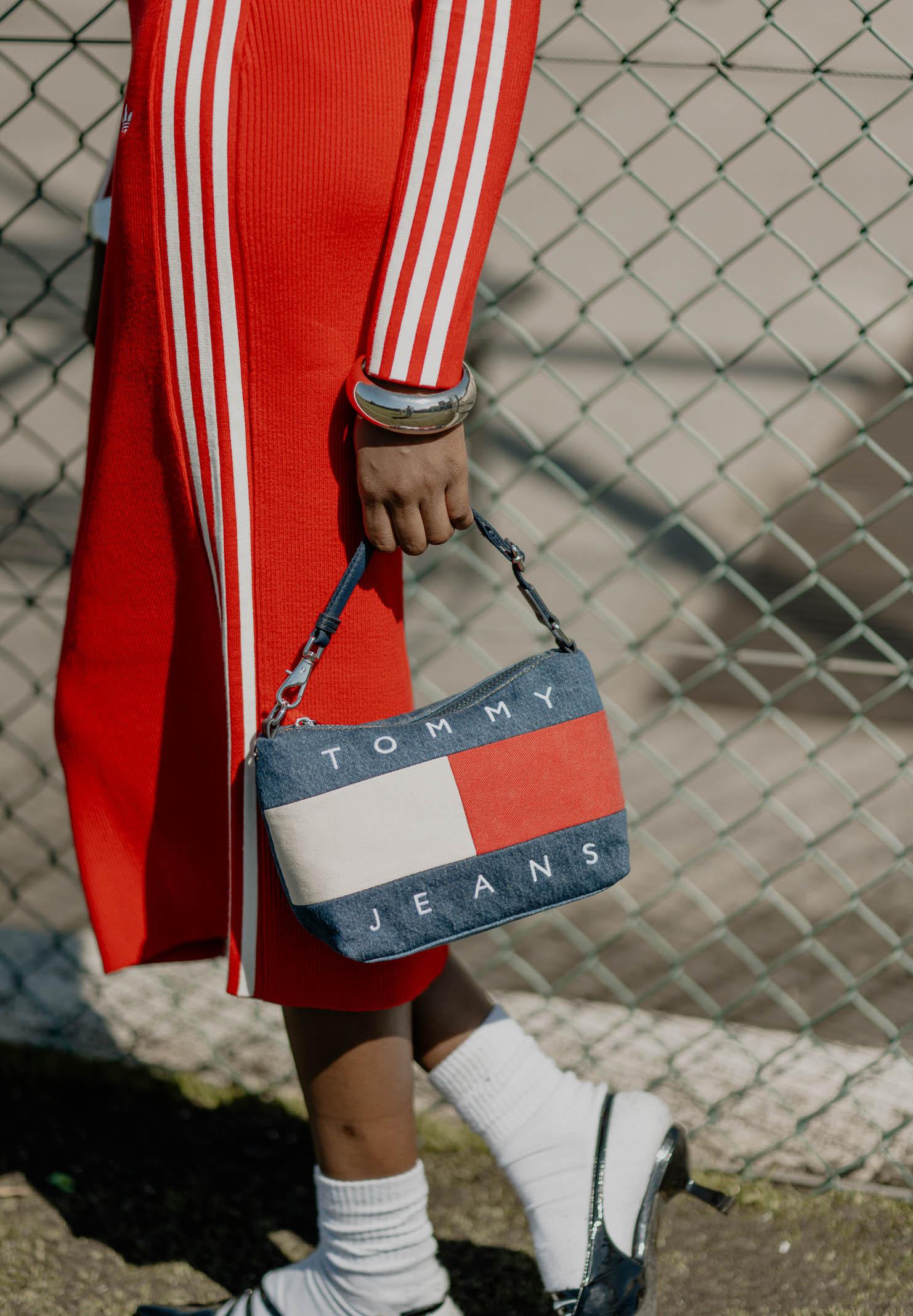 TOMMY JEANS Borsa a spalla in denim da donna AW0AW18213 1AF TOMMY JEANS