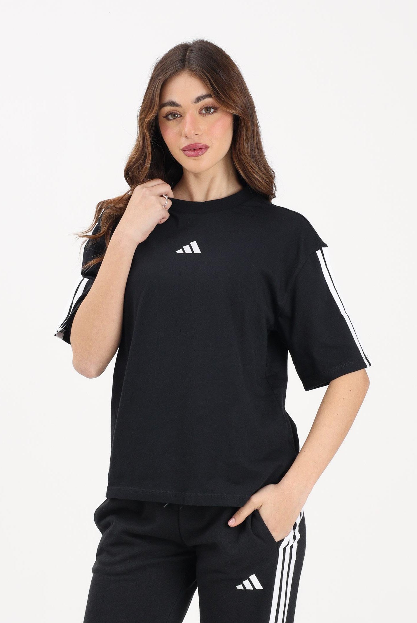 ADIDAS PERFORMANCE T-shirt a manica corta Essentials 3-Stripes Boyfriend nera da donna JC5960 . ADIDAS PERFORMANCE