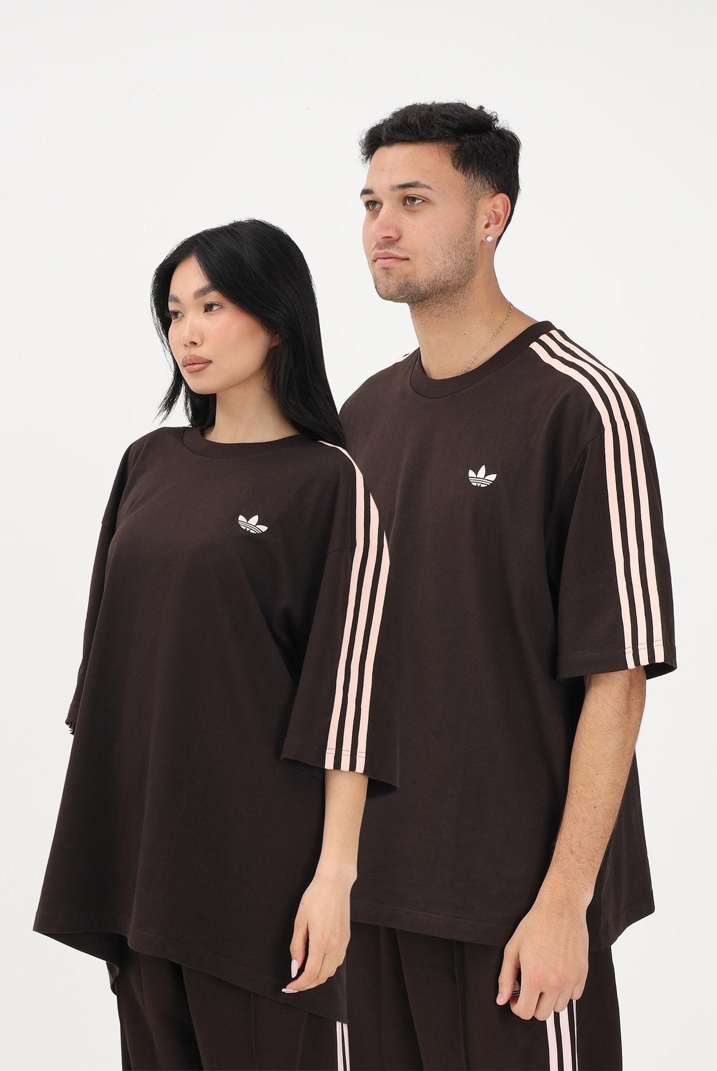 ADIDAS ORIGINALS T-shirt a manica corta Oversize Adicolor 3-Stripes marrone e rosa per uomo e donna KE2905 . ADIDAS ORIGINALS