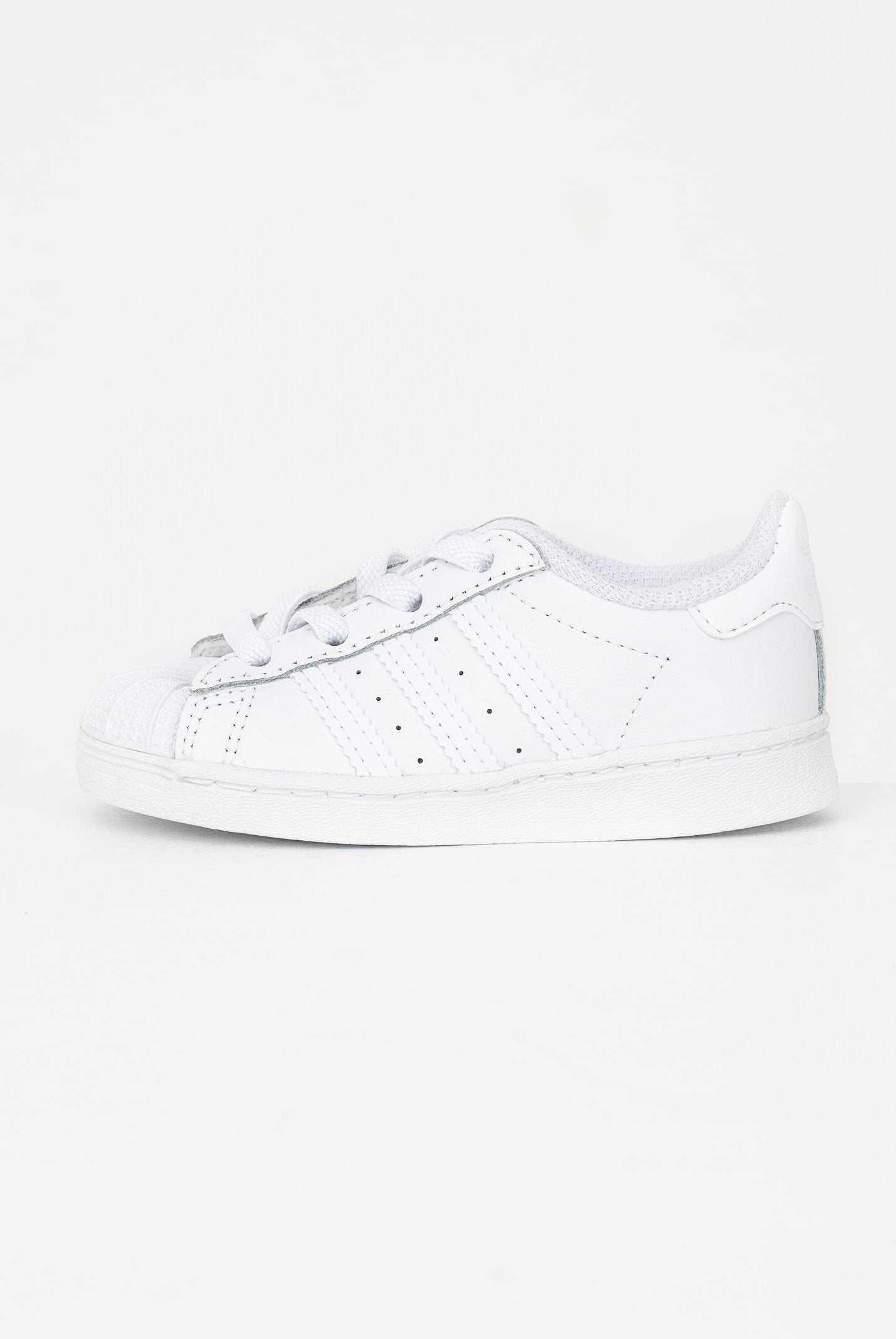 ADIDAS ORIGINALS Sneakers Superstar bianche da neonato EF5397 . ADIDAS ORIGINALS