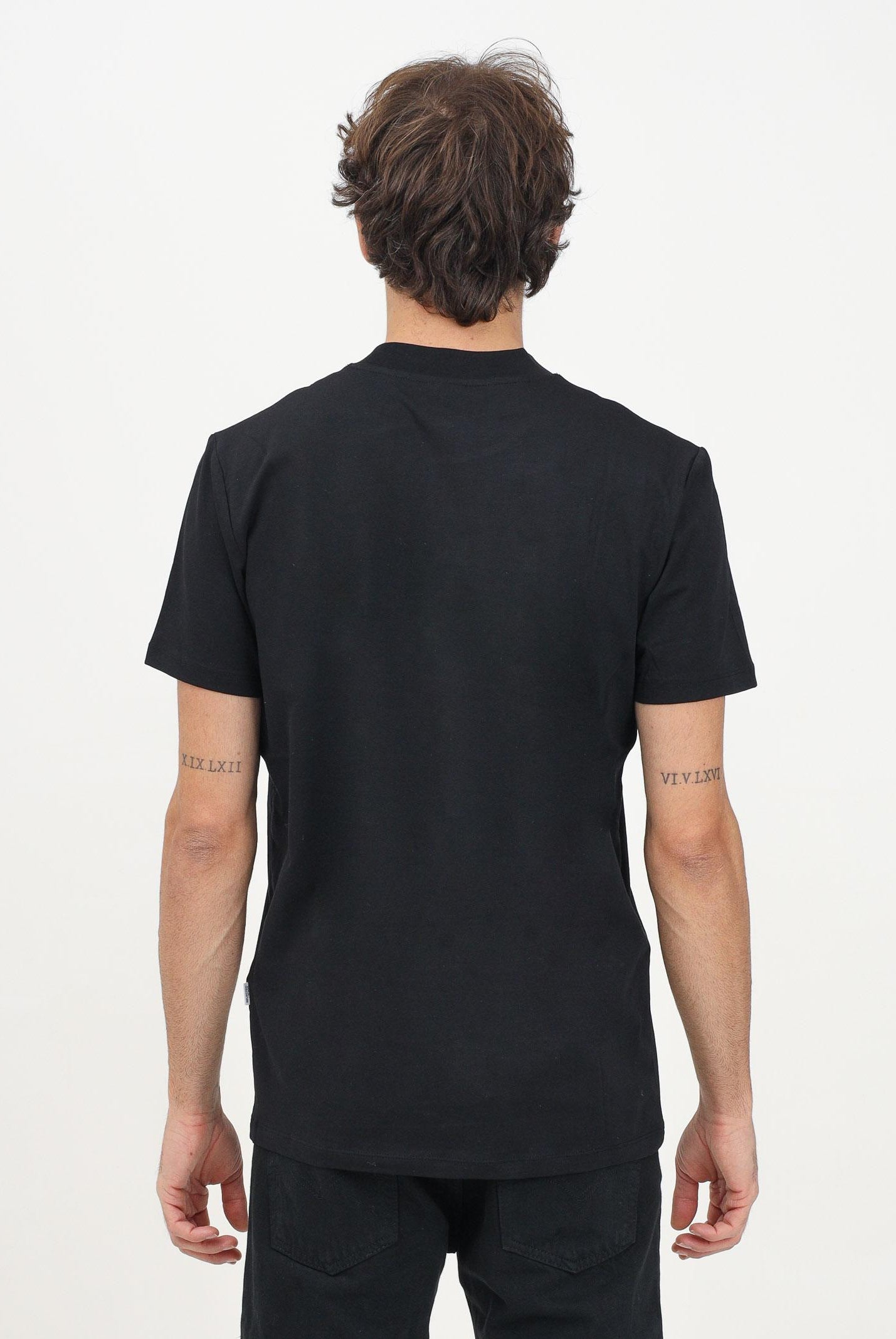 T-shirt a manica corta nera da uomo 16091902 Black SELECTED HOMME