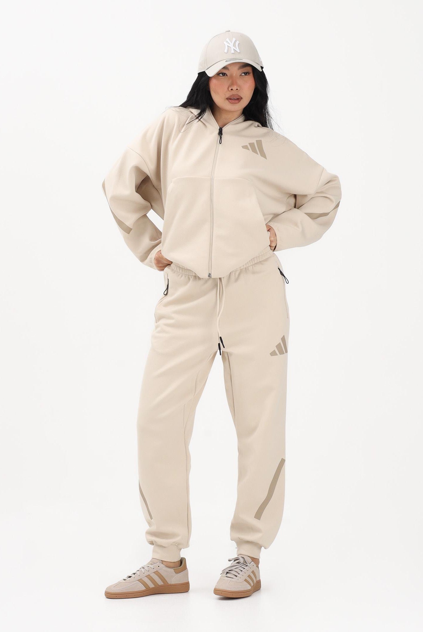 ADIDAS PERFORMANCE Pantalone sportivo ZNE beige da donna KC7713 . ADIDAS PERFORMANCE