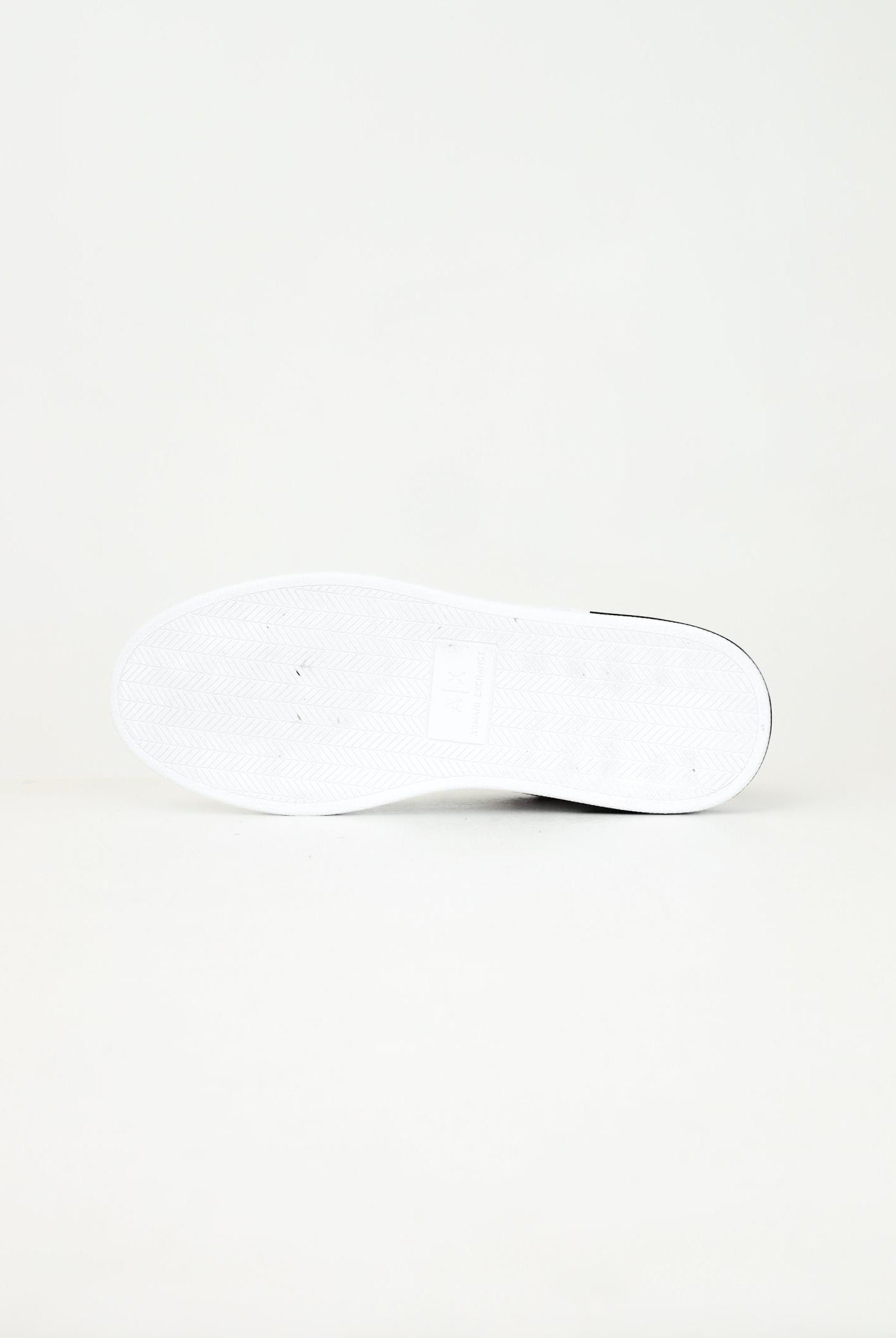 Sneakers bianche da uomo con logo all-over XM000140AF11916 M0028 ARMANI EXCHANGE