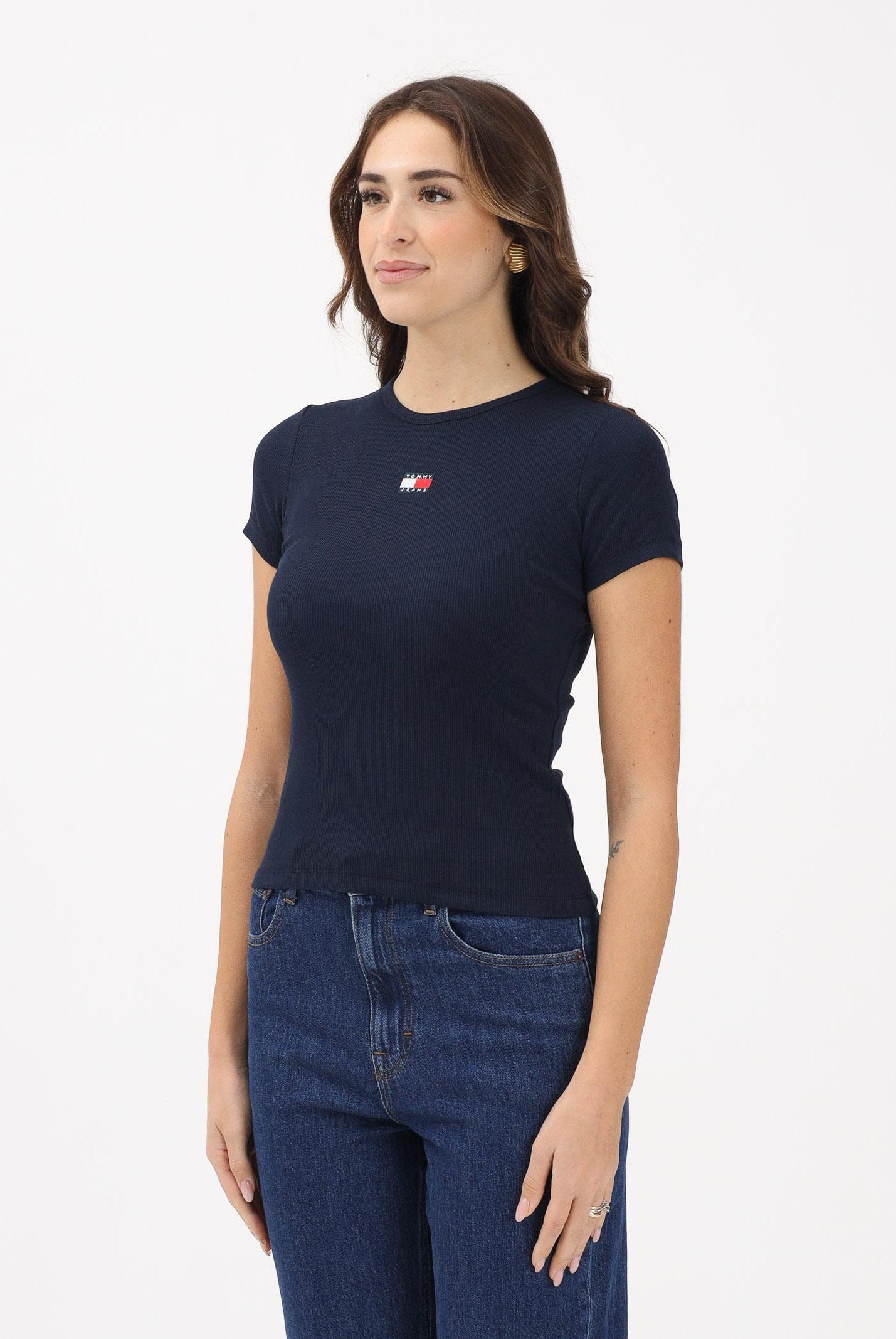 TOMMY JEANS T-shirt a manica corta blu da donna con patch logo DW0DW17881 C1G TOMMY JEANS
