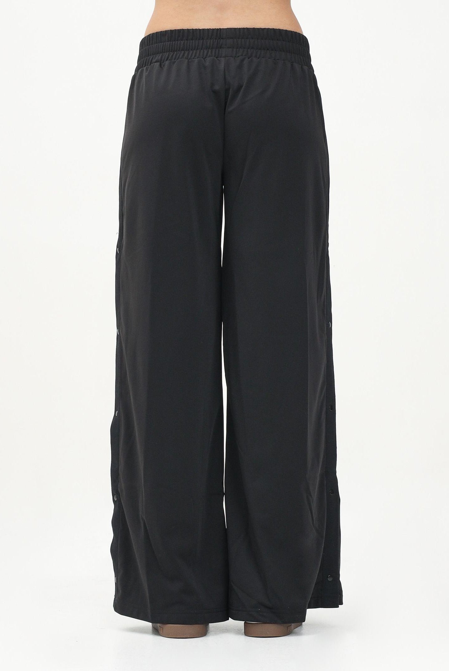 PUMA Pantalone sportivo Wardrobe Ess Relaxed Low-Rise Popper Op nero da donna 629804 01 PUMA