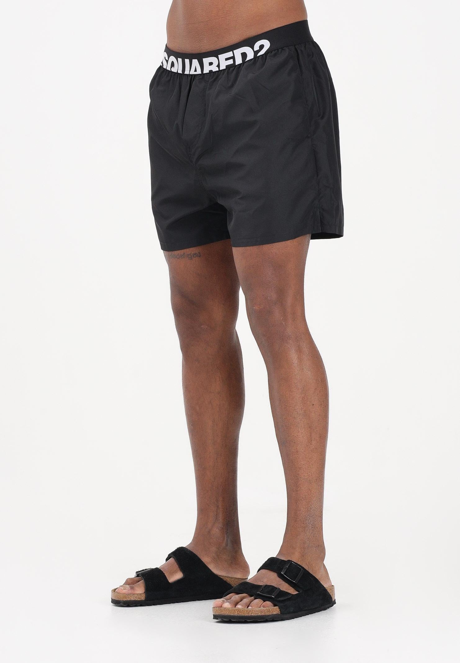 DSQUARED2 Shorts mare nero da uomo con logo in vita D7B626560 010 DSQUARED2