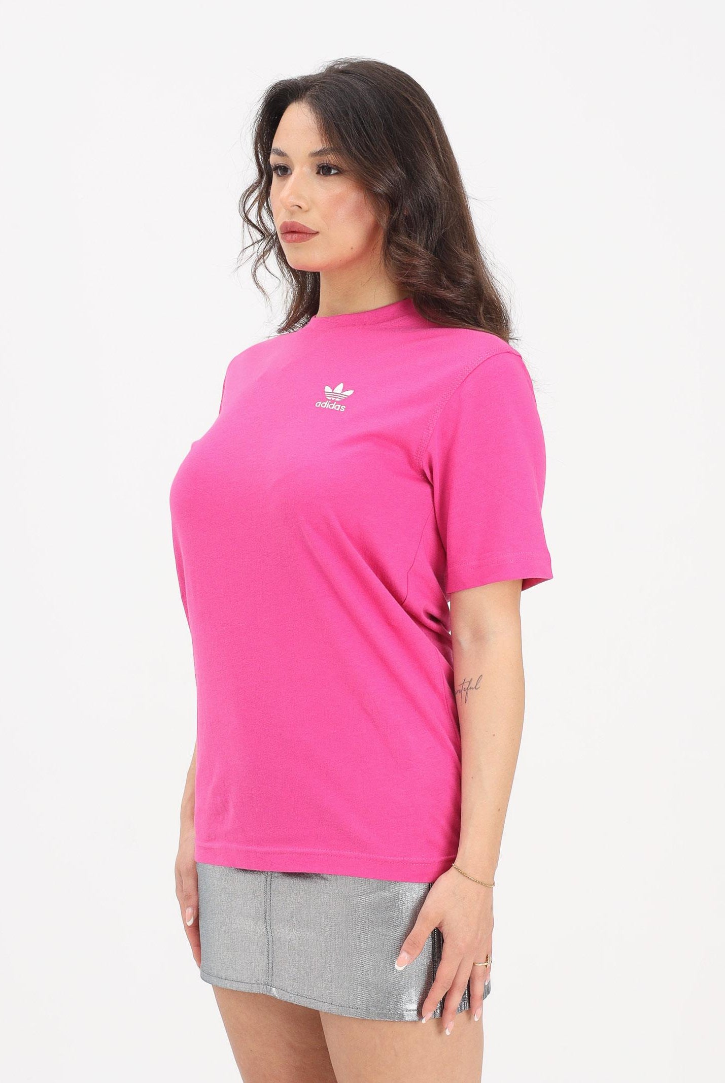 ADIDAS ORIGINALS T-shirt a manica corta TREFOIL ESSENTIALS fucsia da donna JY8597 . ADIDAS ORIGINALS