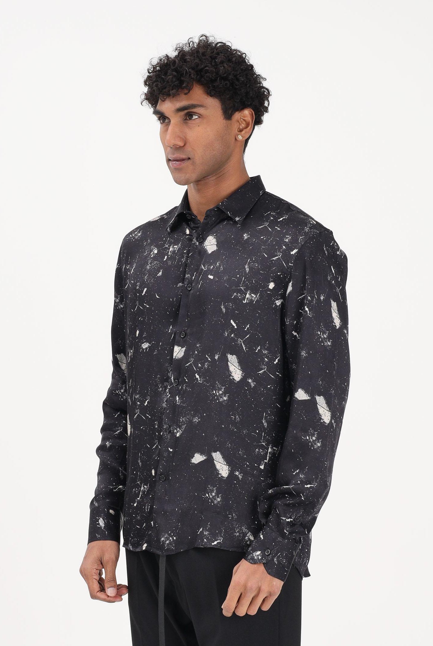 I'M BRIAN Camicia a manica lunga nera da uomo con stampa effetto splatter CA3618 0028 I'M BRIAN