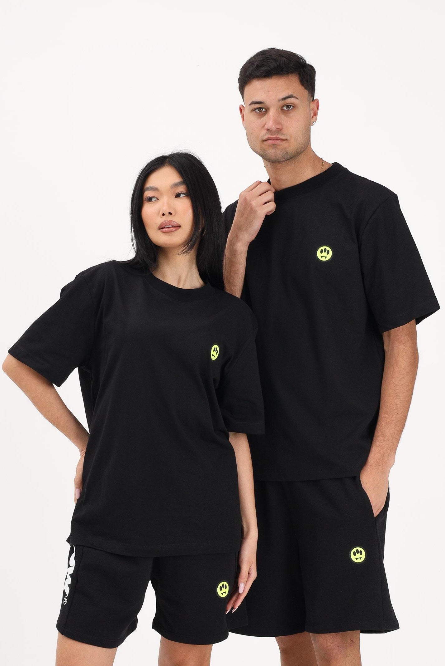 BARROW T-shirt a manica corta nera per uomo e donna con stampa sul retro S6BWUATH003 11006 BARROW