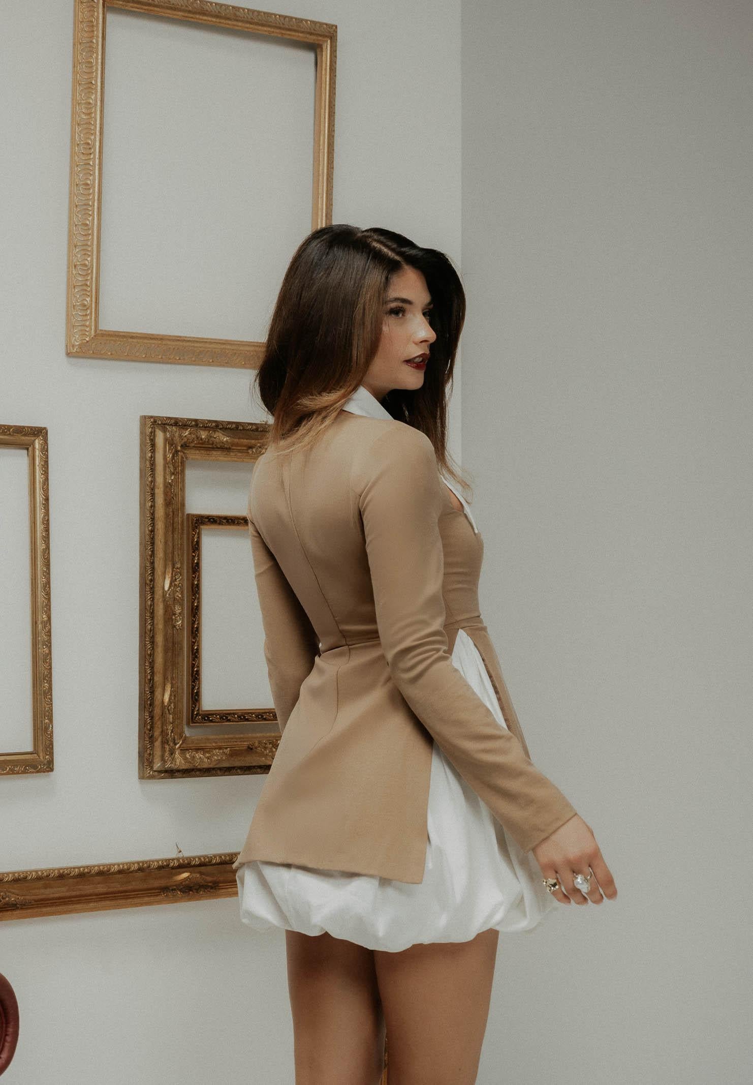SANTAS Abito corto Noble beige da donna con gonna ballon PV2605 BEBI SANTAS