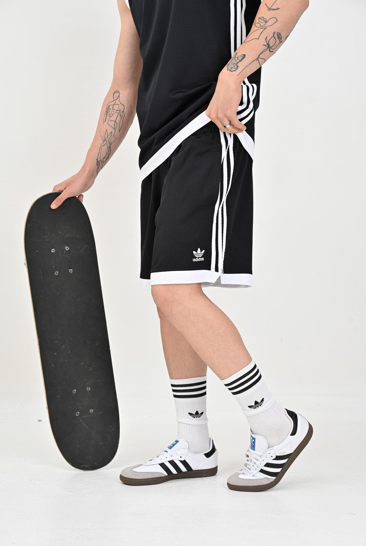 Set da tre paia di calzini Solid Crew bianchi per uomo e donna IJ0734 ADIDAS ORIGINALS