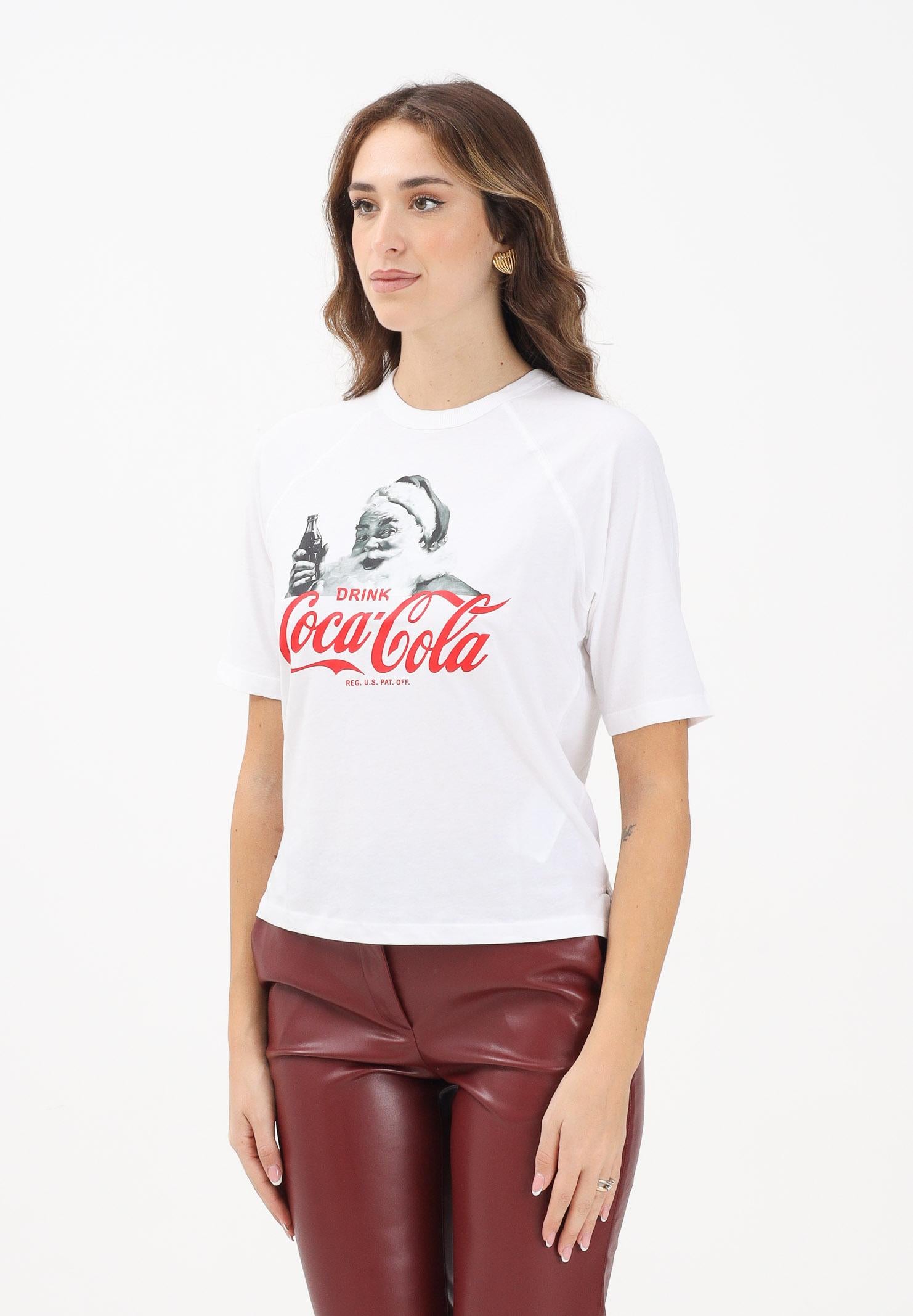 ONLY T-shirt a manica corta bianca da donna con stampa Coca Cola 15355794 White ONLY