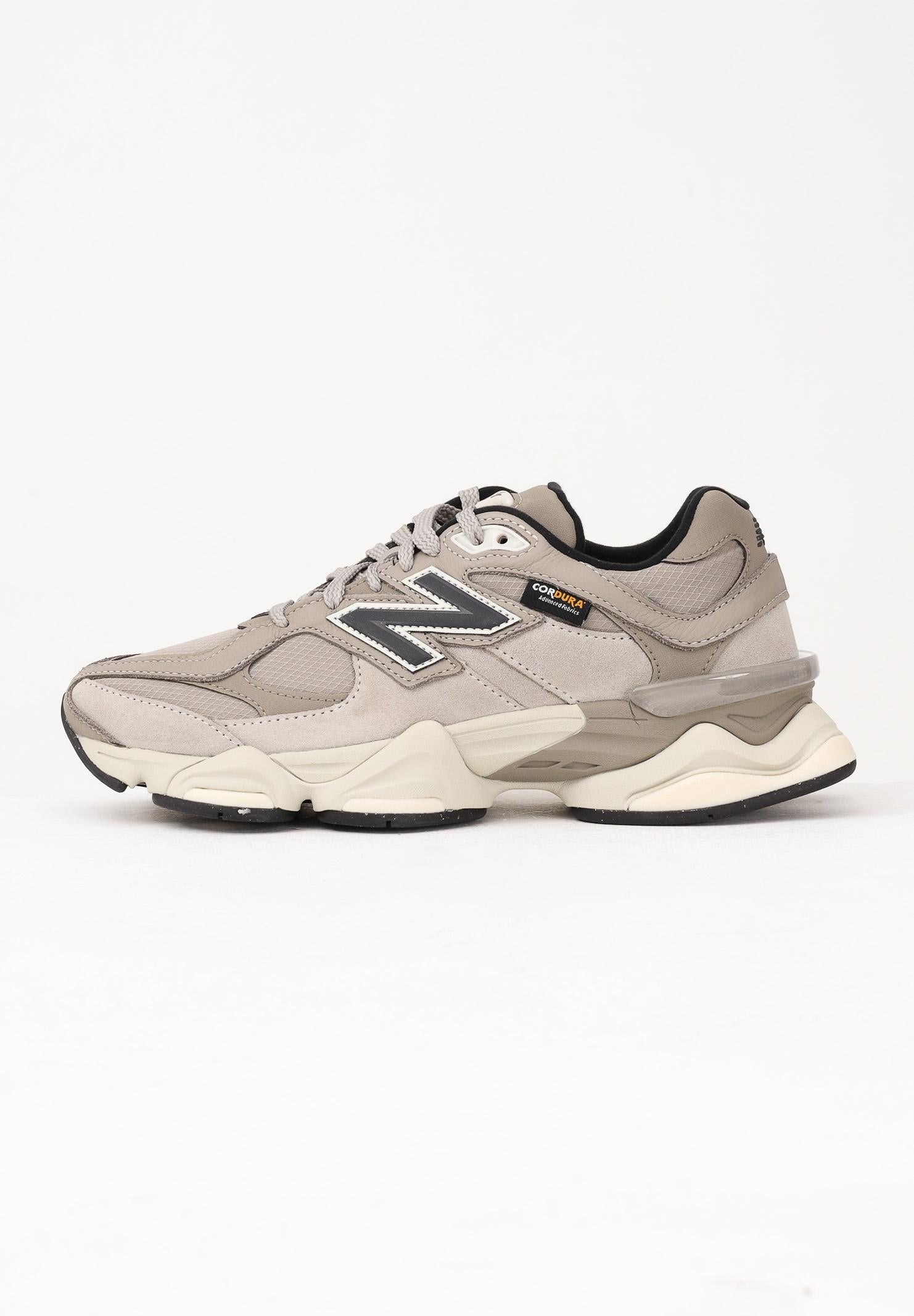 NEW BALANCE Sneakers 9060 beige per uomo e donna U9060ORD . NEW BALANCE